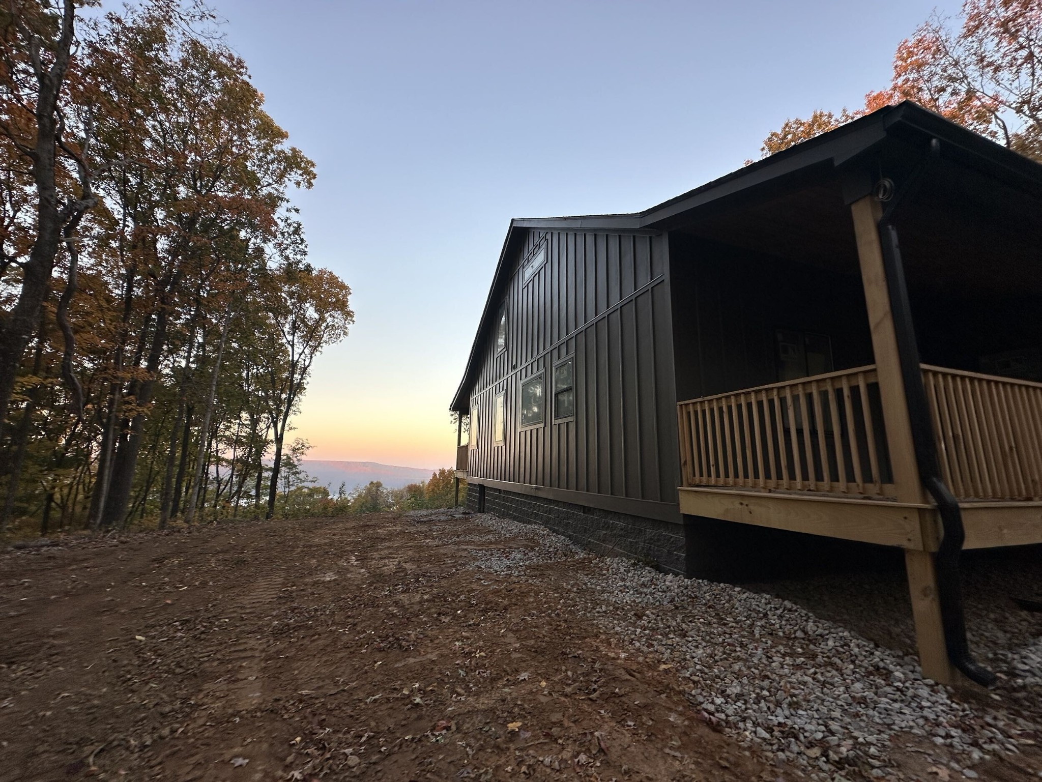 900 Valley View Drive