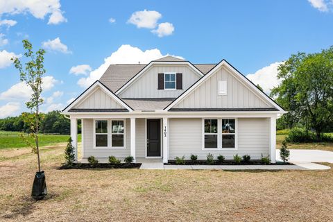 Photo of 1403 Charles Drive, Chapel Hill, TN 37034 (MLS # 3039327)