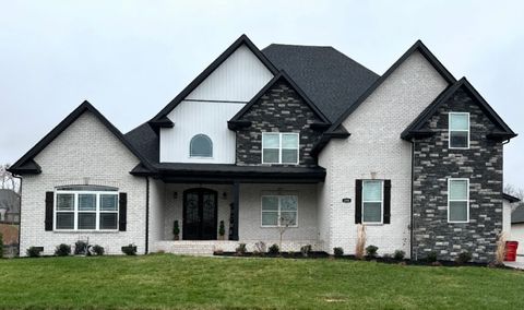 290 Harrowgate Dr Clarksville TN 37043