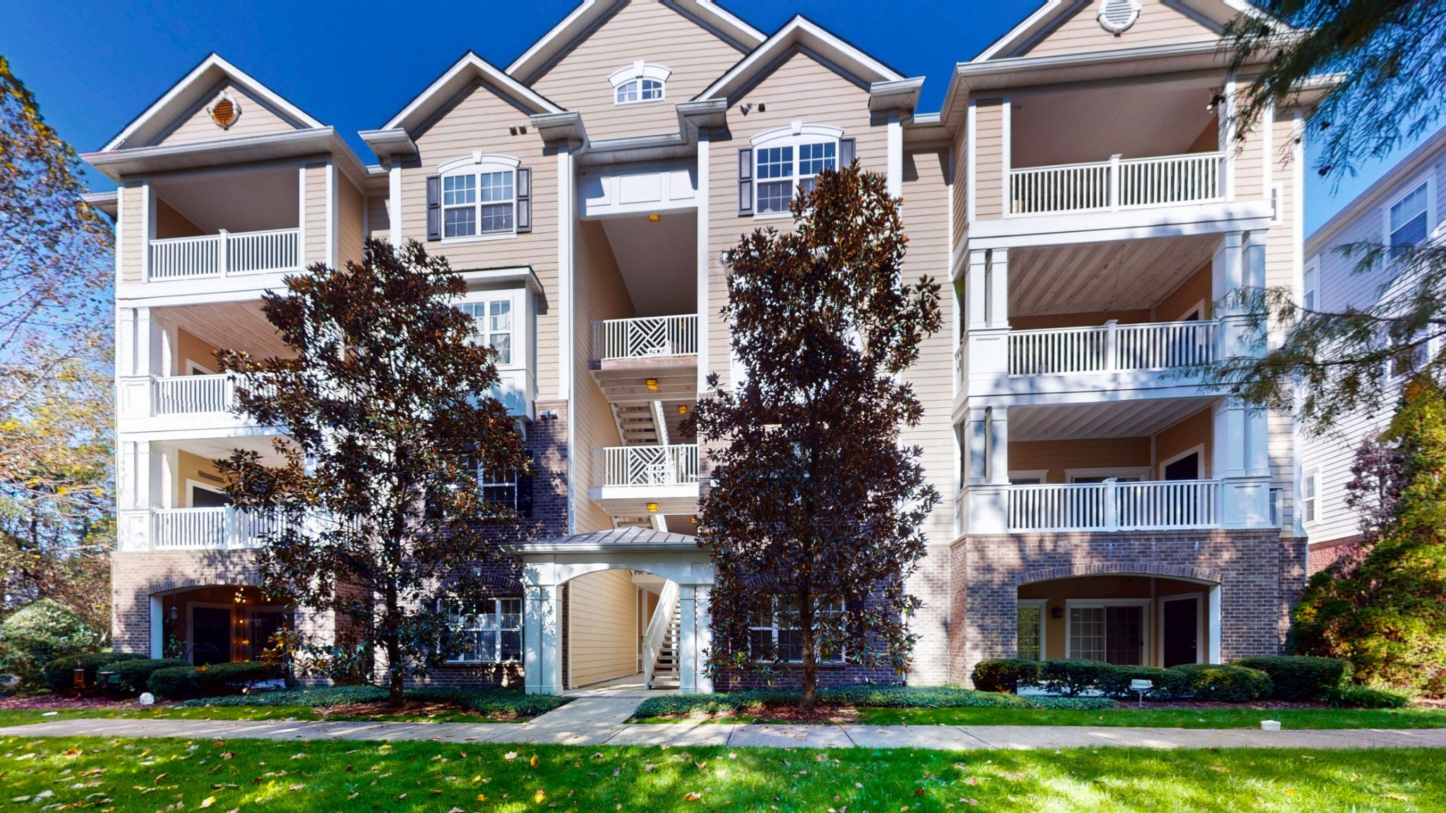 4844 Bevendean Dr B5