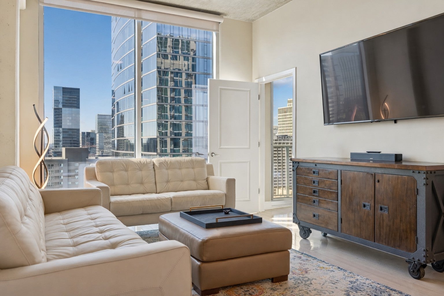 2-bed condo for sale in Nashville, TN 37219, 415 Church Street 2212 415 Church Street 2212, Nashville TN 37219 2-bed condo, photo 4 of 30