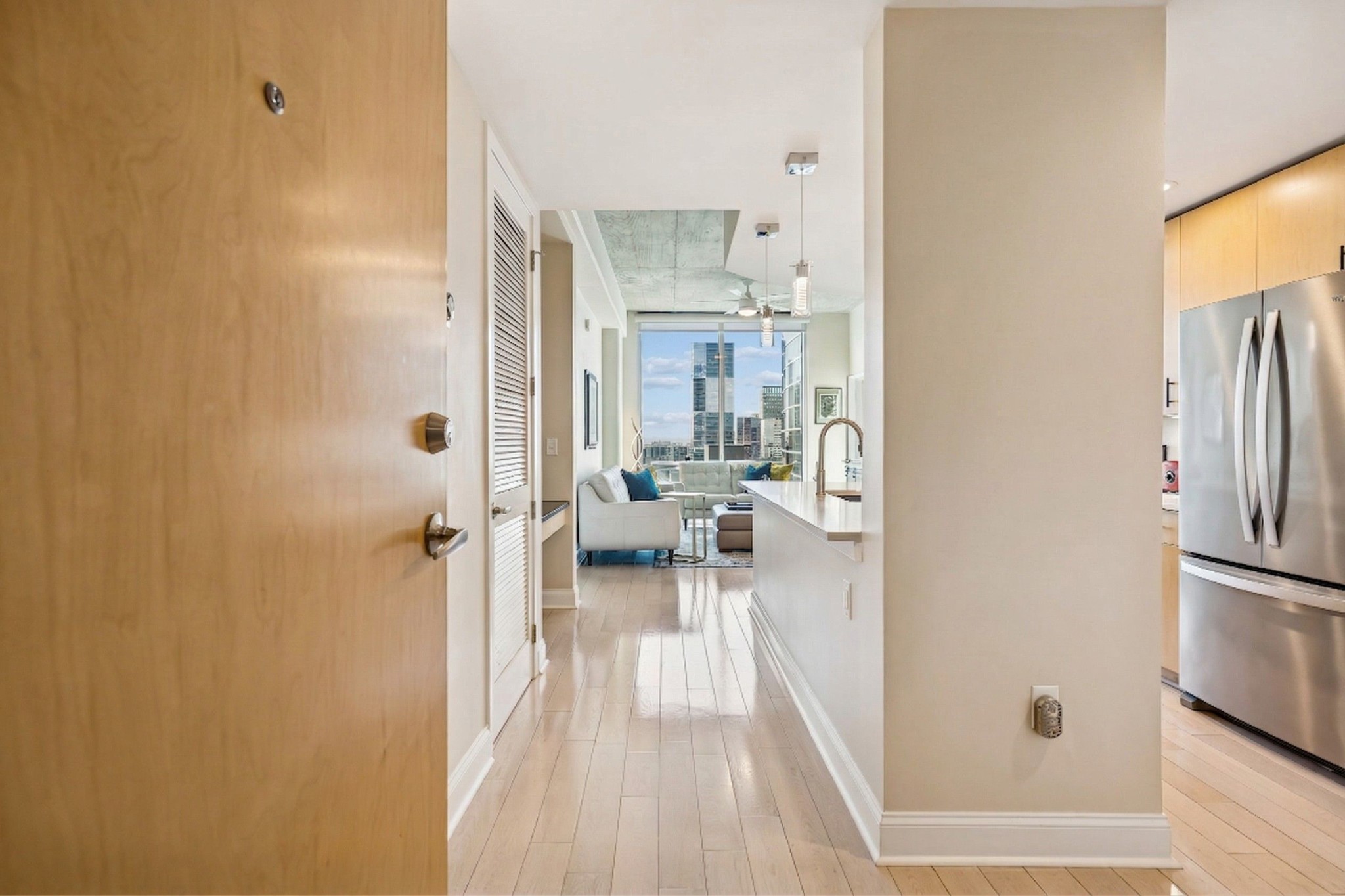 415 Church Street 2212