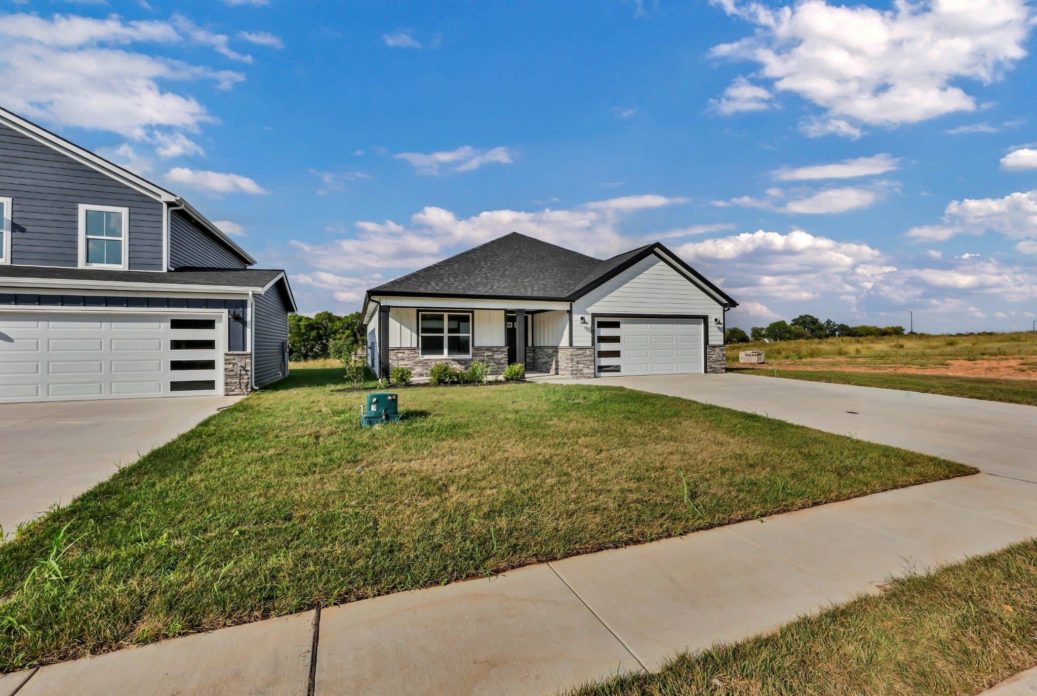 512 Ayden Ln