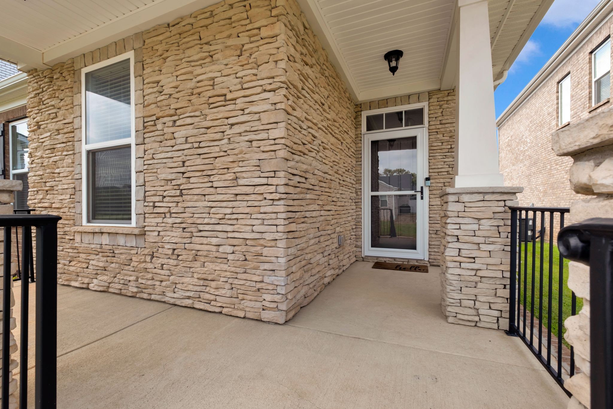 4169 Magnolia Farms Dr