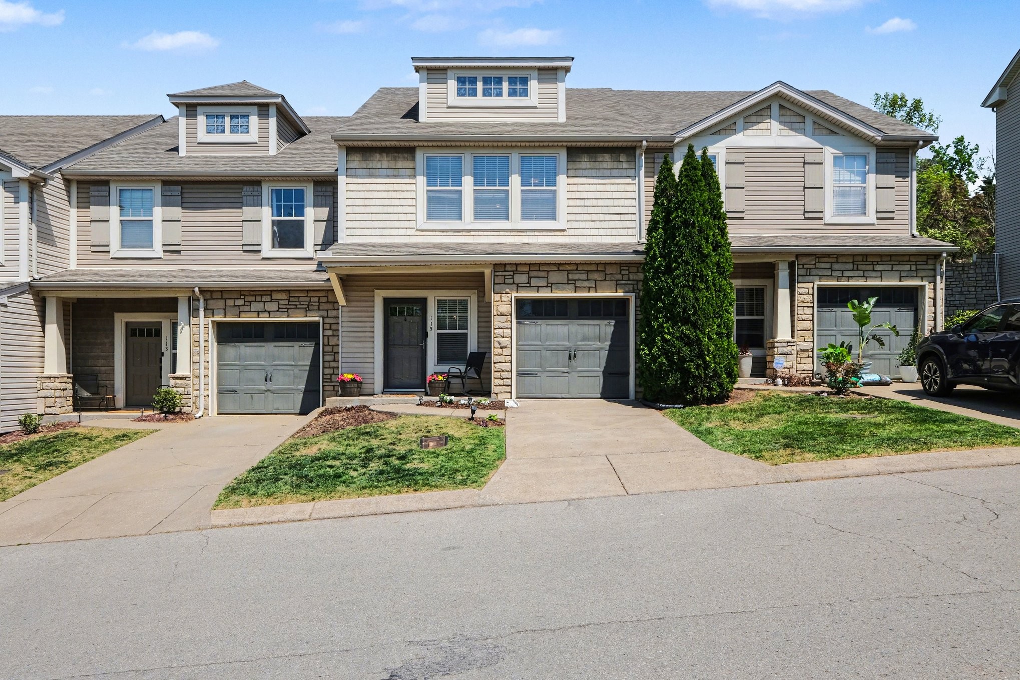 115 Stonecrest Drive