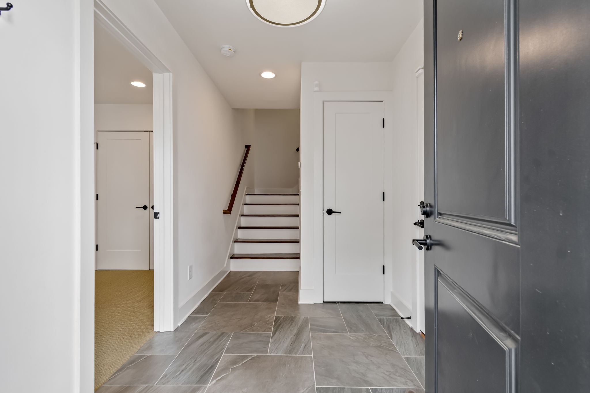 519 Chesterfield Ave 2