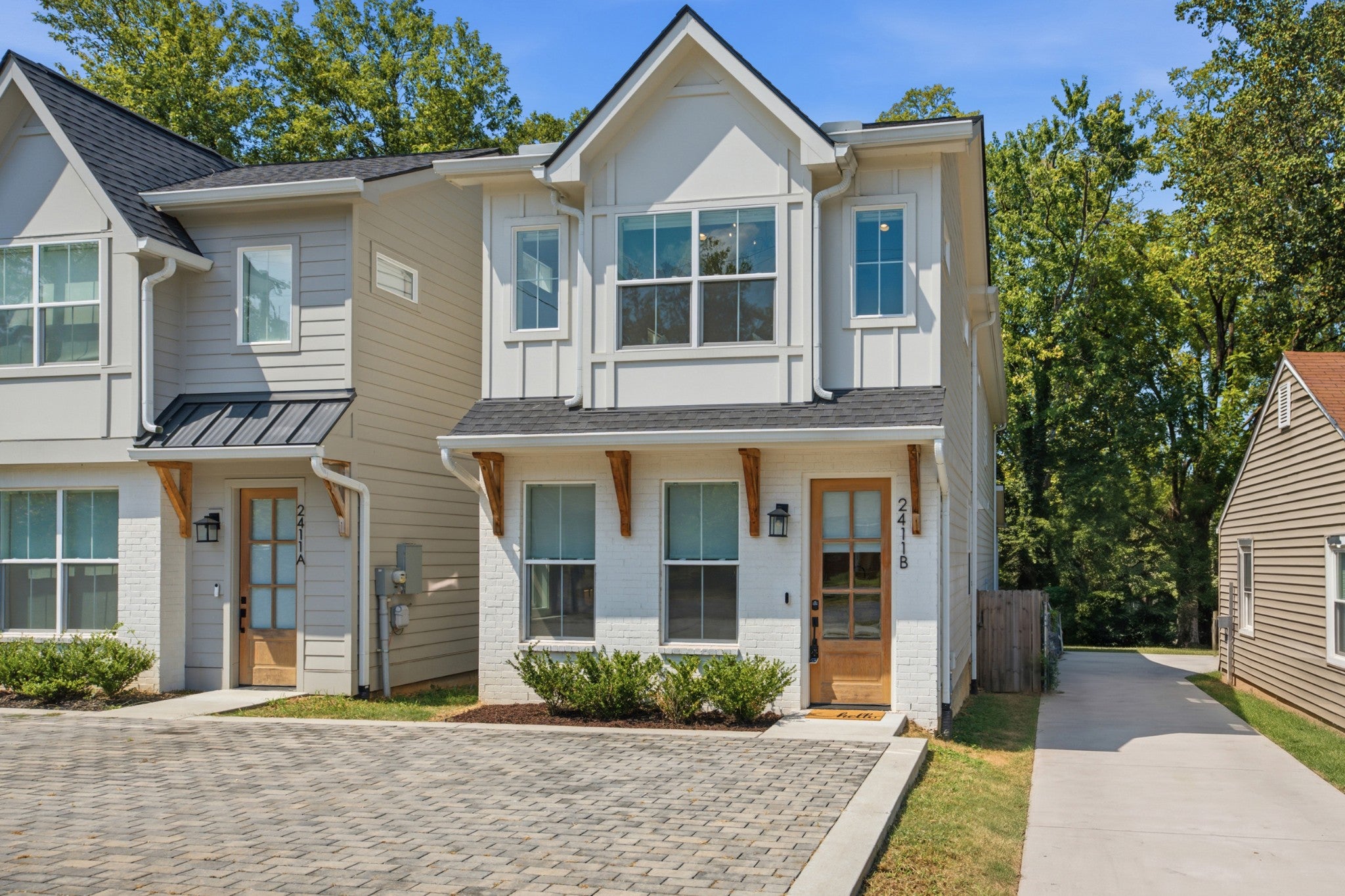 4-bed condo for sale in Nashville, TN 37206, 2411 N 16th St B 2411 N 16th St B, Nashville TN 37206 4-bed condo, photo 1 of 40