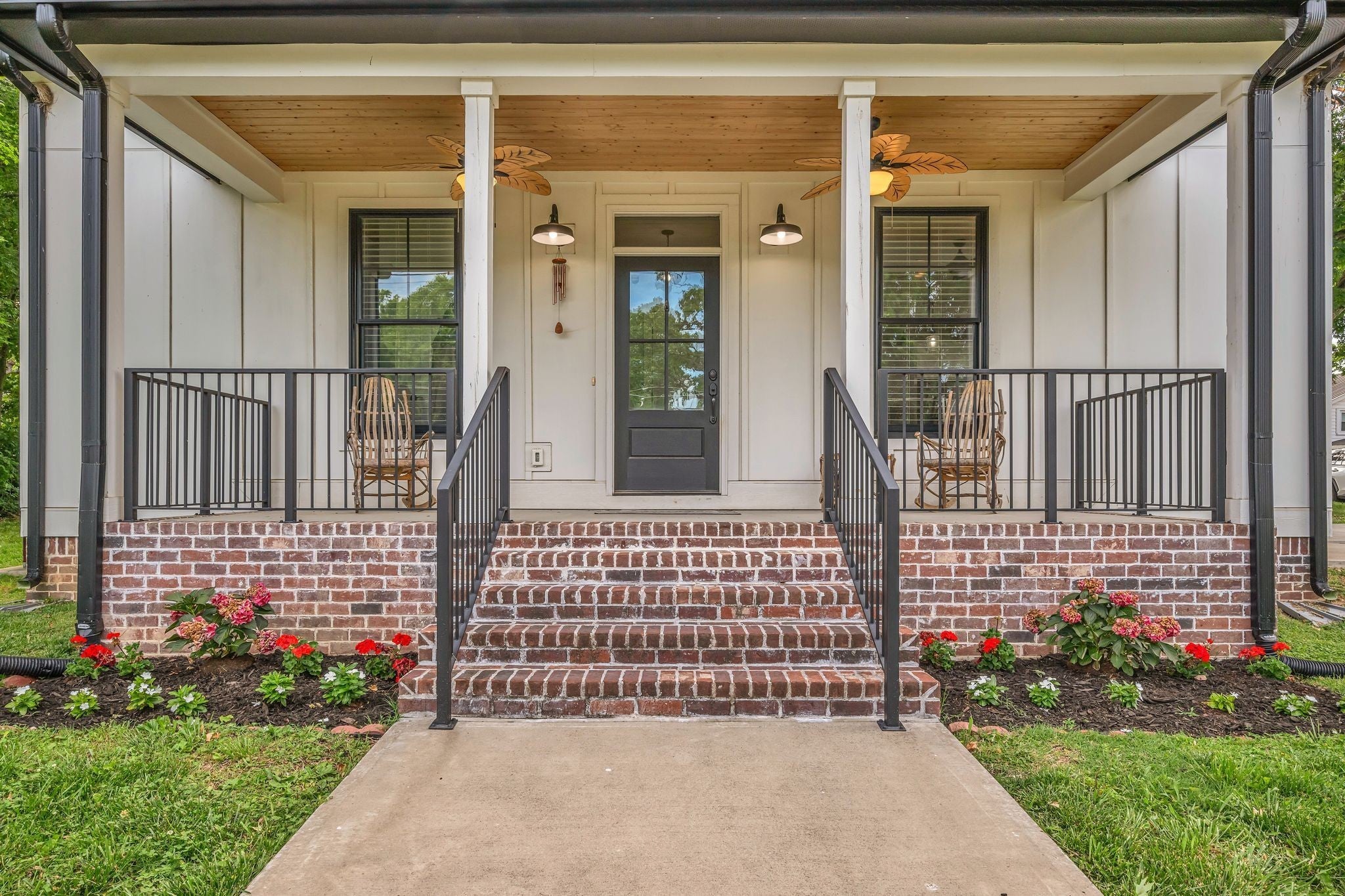 219 McCreary Heights