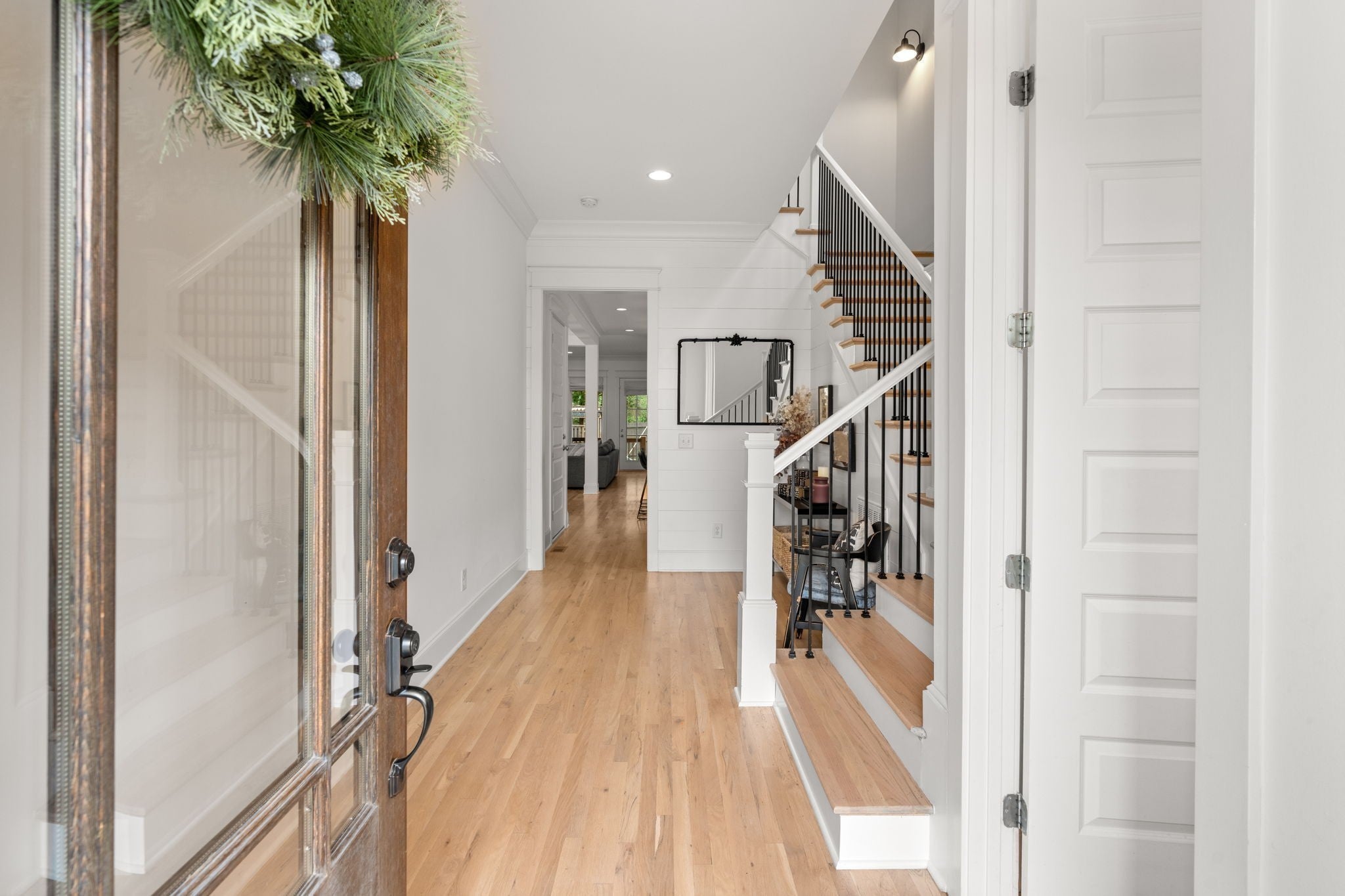1905A Kimbark Dr
