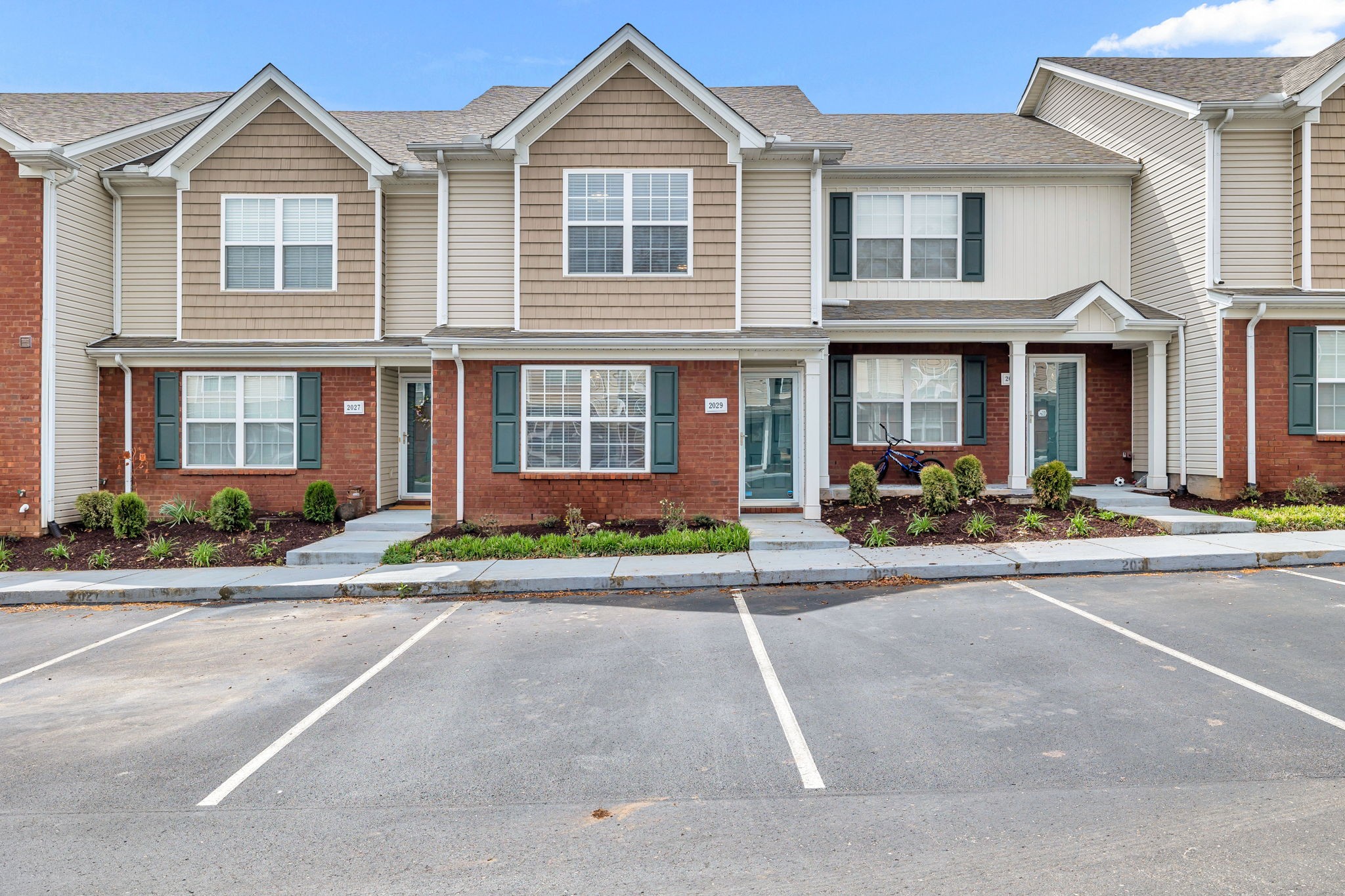 View Antioch, TN 37013 townhome