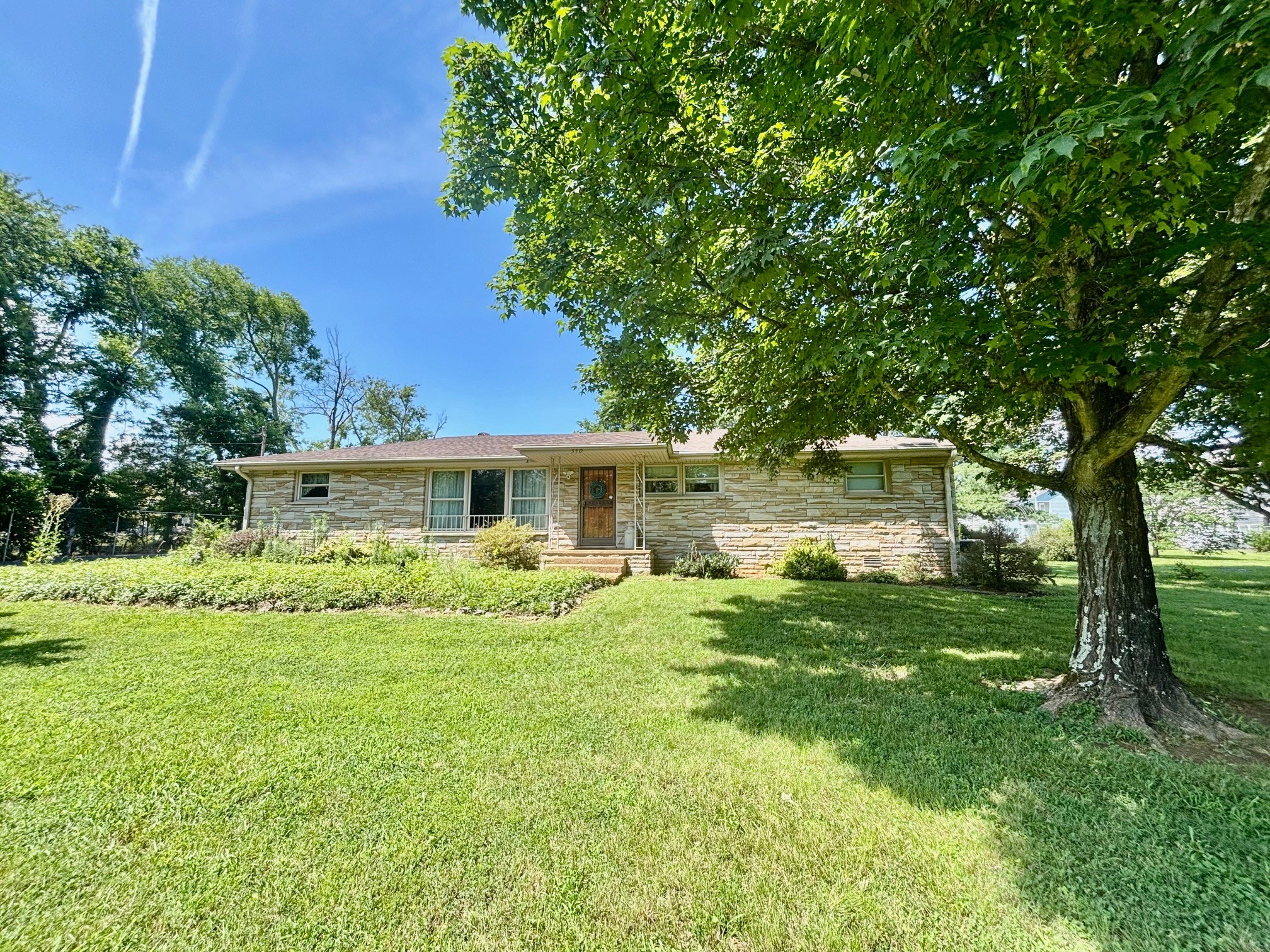 570 Rock Springs Rd