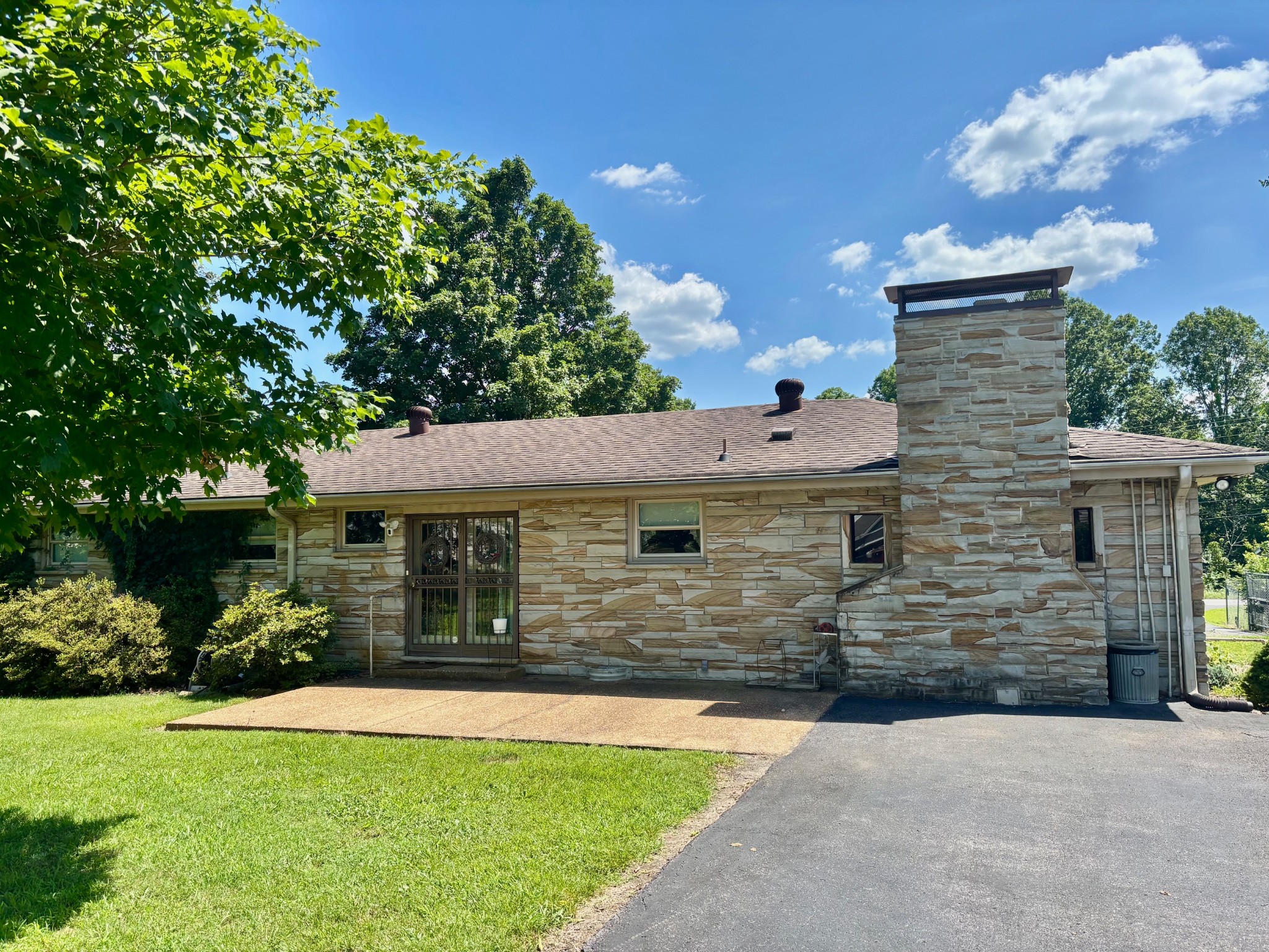 570 Rock Springs Rd