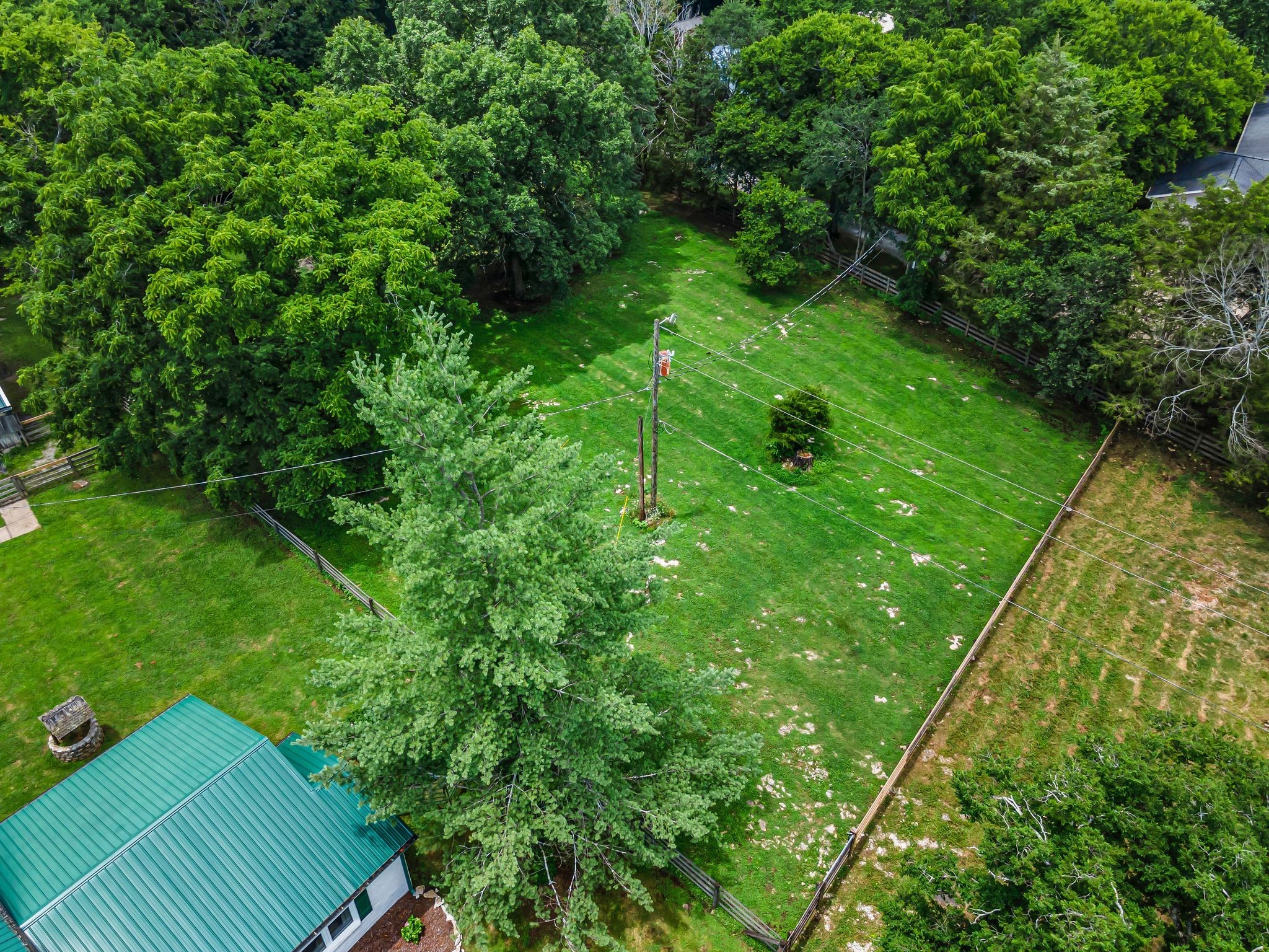 921 Hickory Hills Dr
