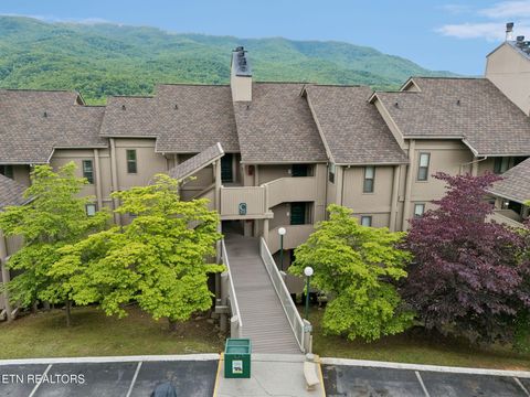 Photo of 3710 Weber Rd #UNIT 303-C, Gatlinburg, TN 37738 (MLS # 3214572)