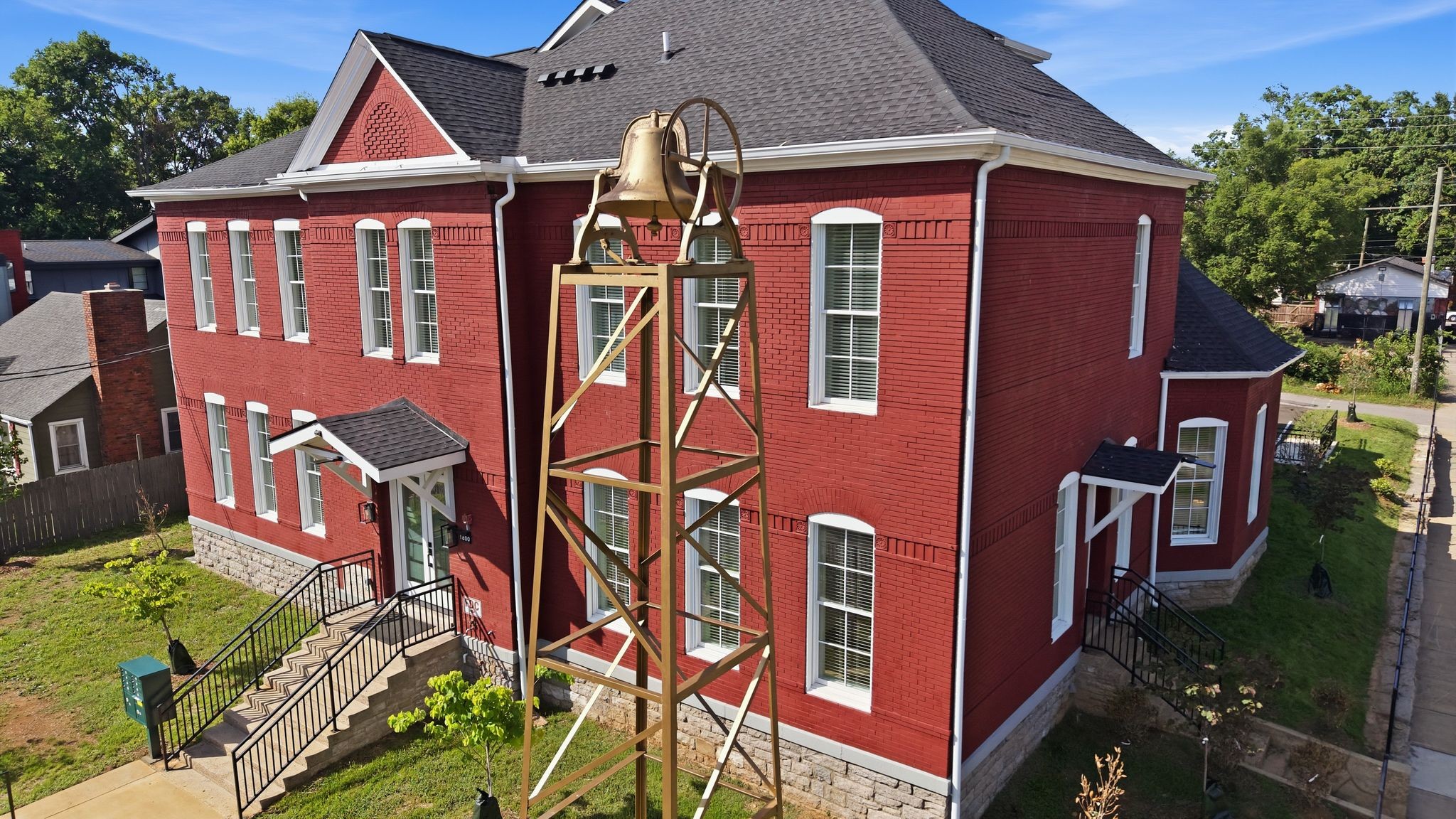 1600 10th Ave N 203