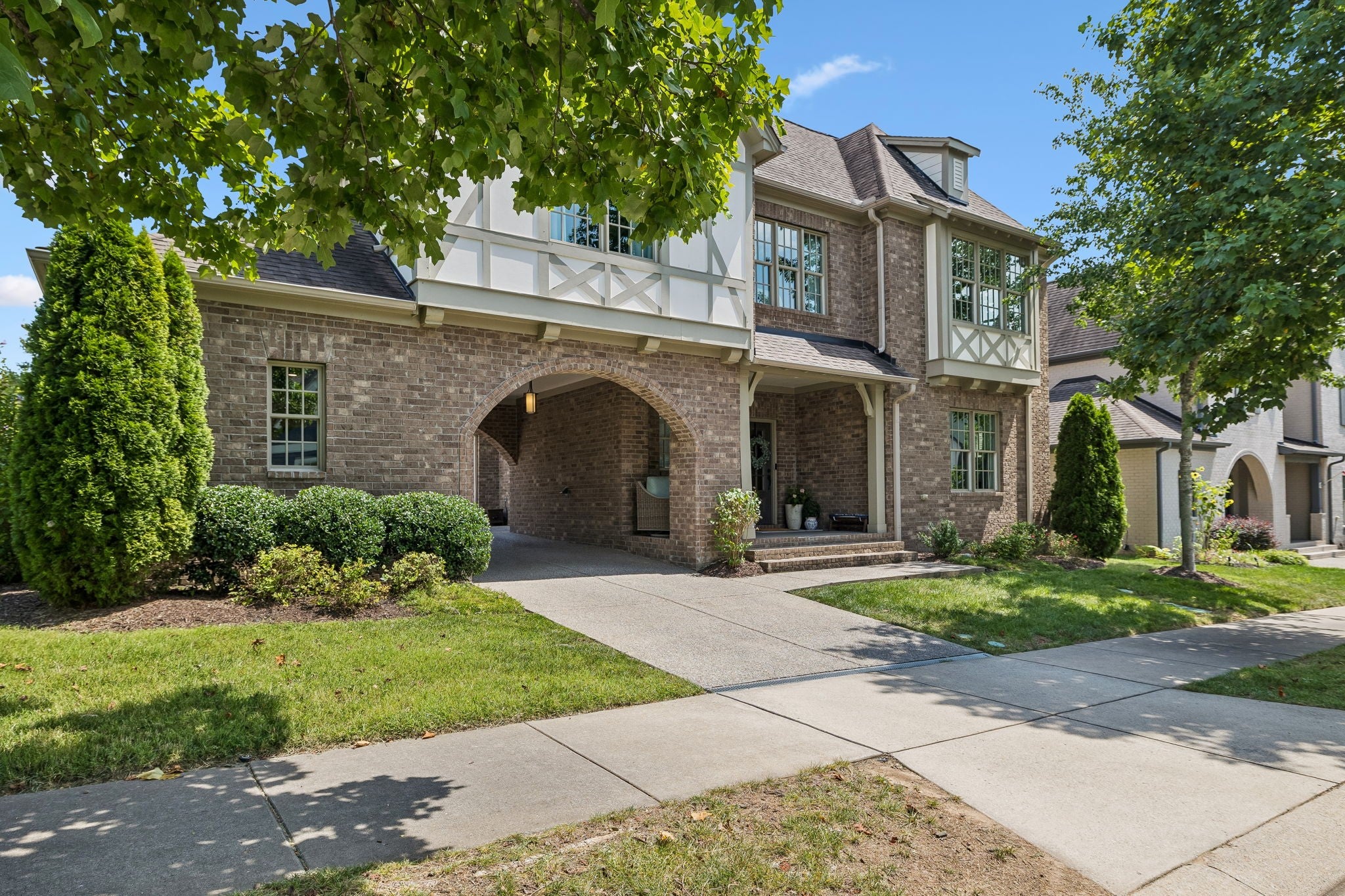 820 Fontwell Ln