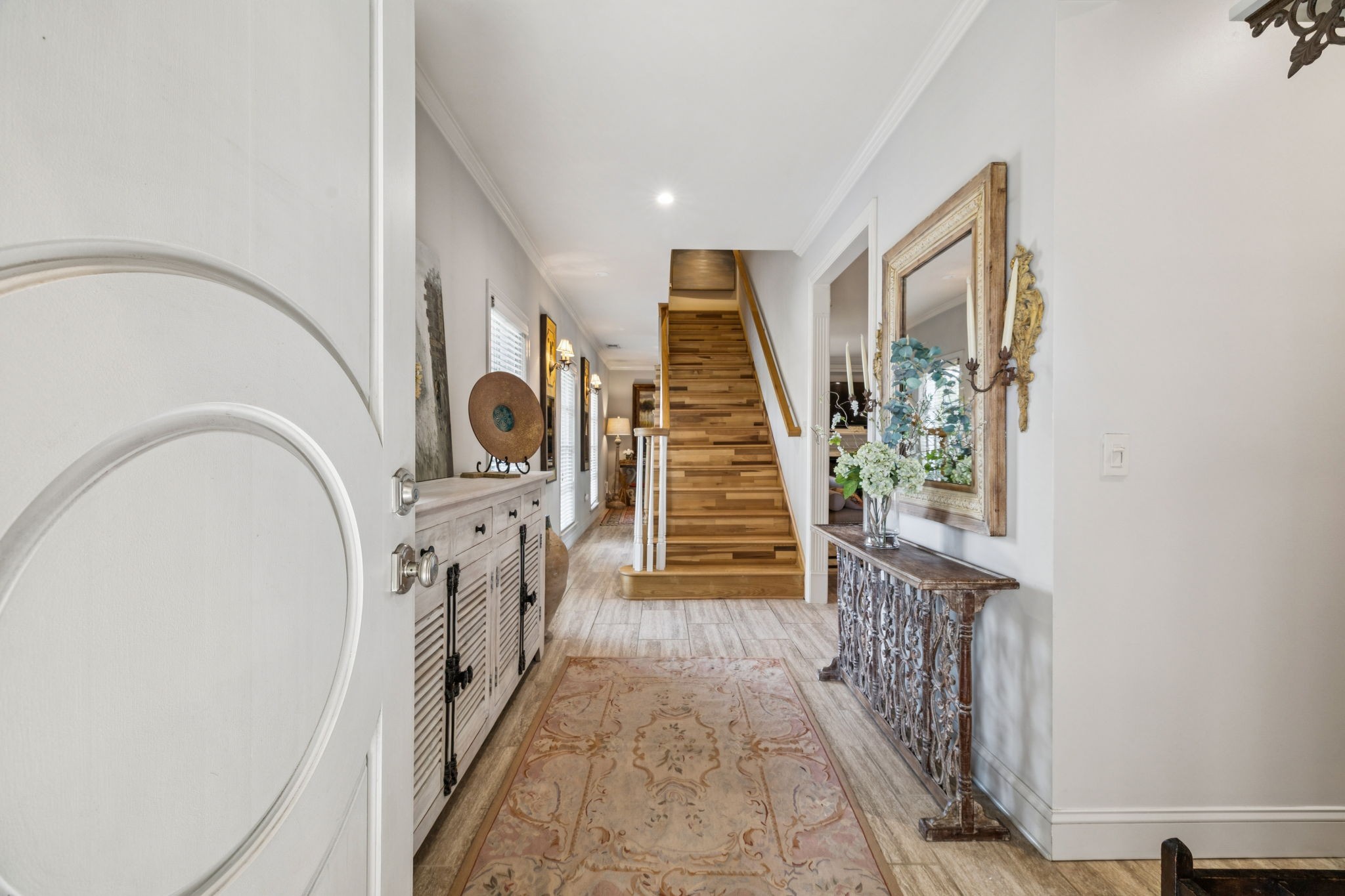 410 Charlesgate Ct