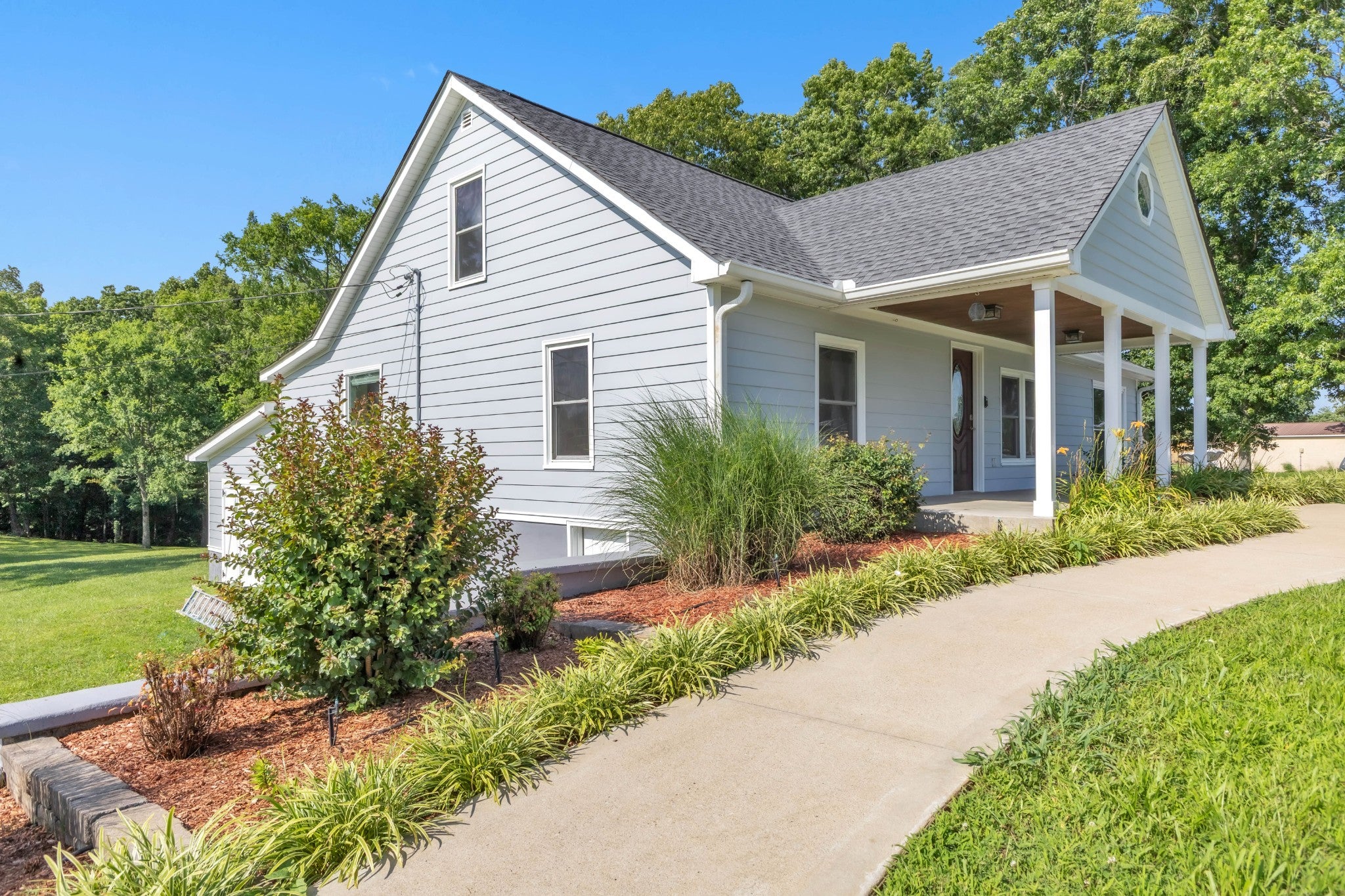 2418 Old Clarksville Pike