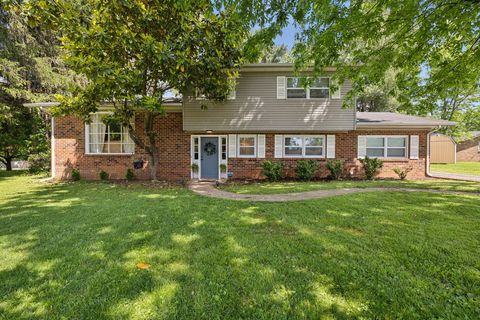 906 Temple Ct Murfreesboro TN 37130