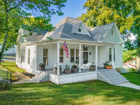 1615 Main St Lynnville TN 38472