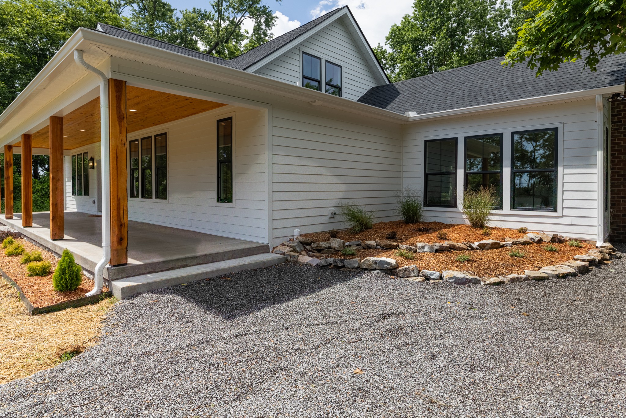 1629 Cairo Rd