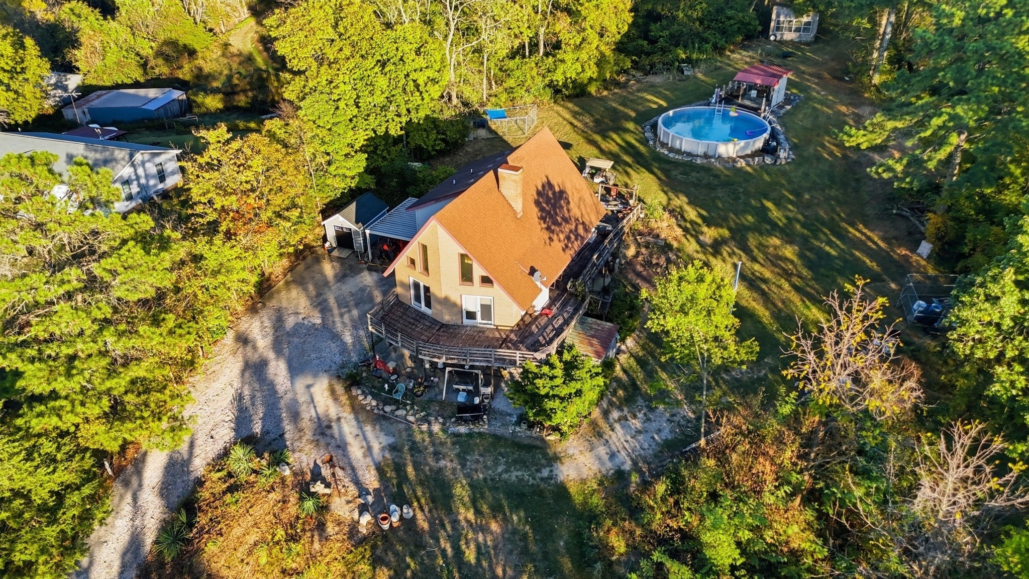 1975 Burke Hollow Rd