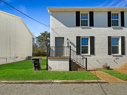 4835 Sheffield Dr Nashville TN 37211