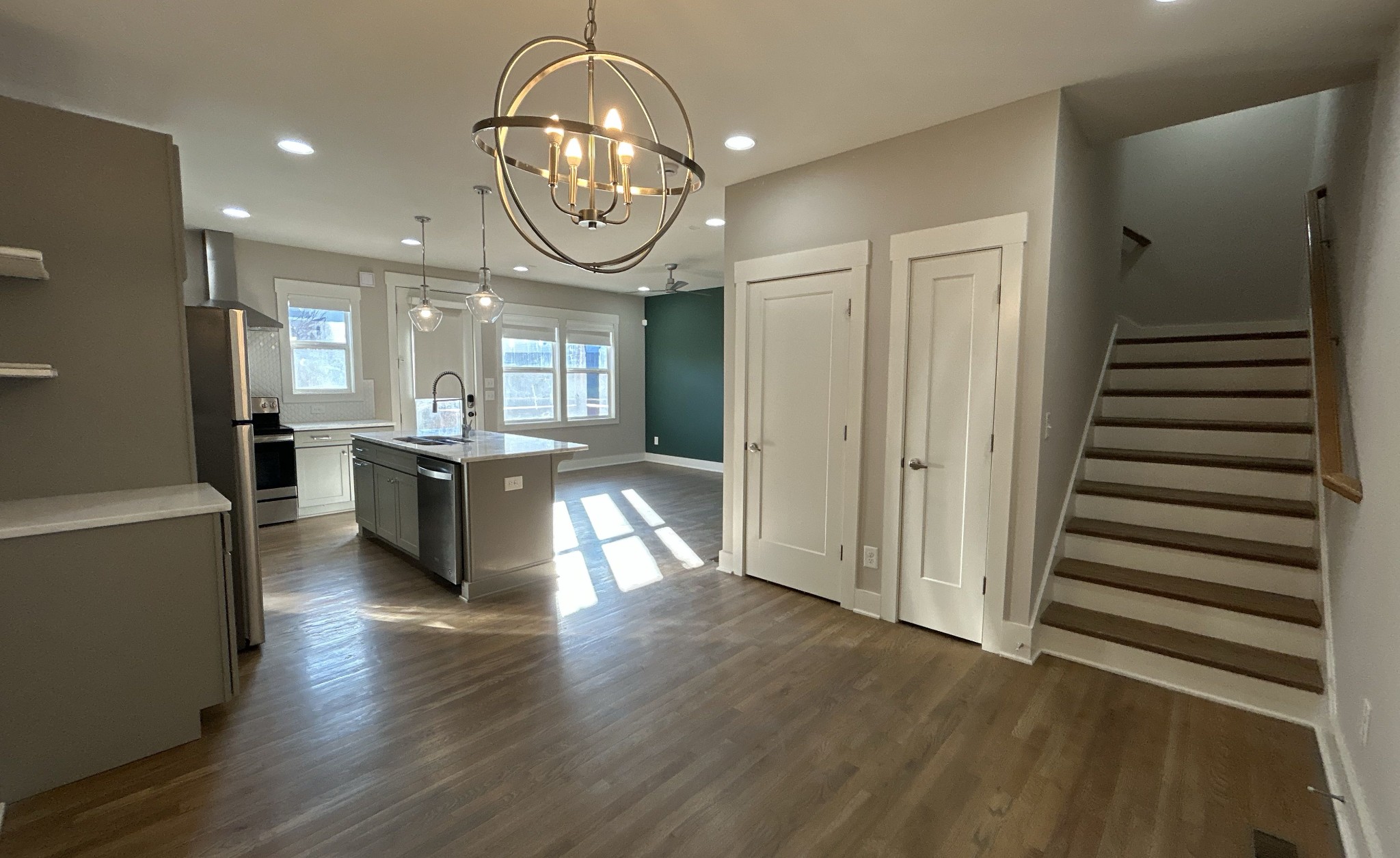 220 Croleywood Ln