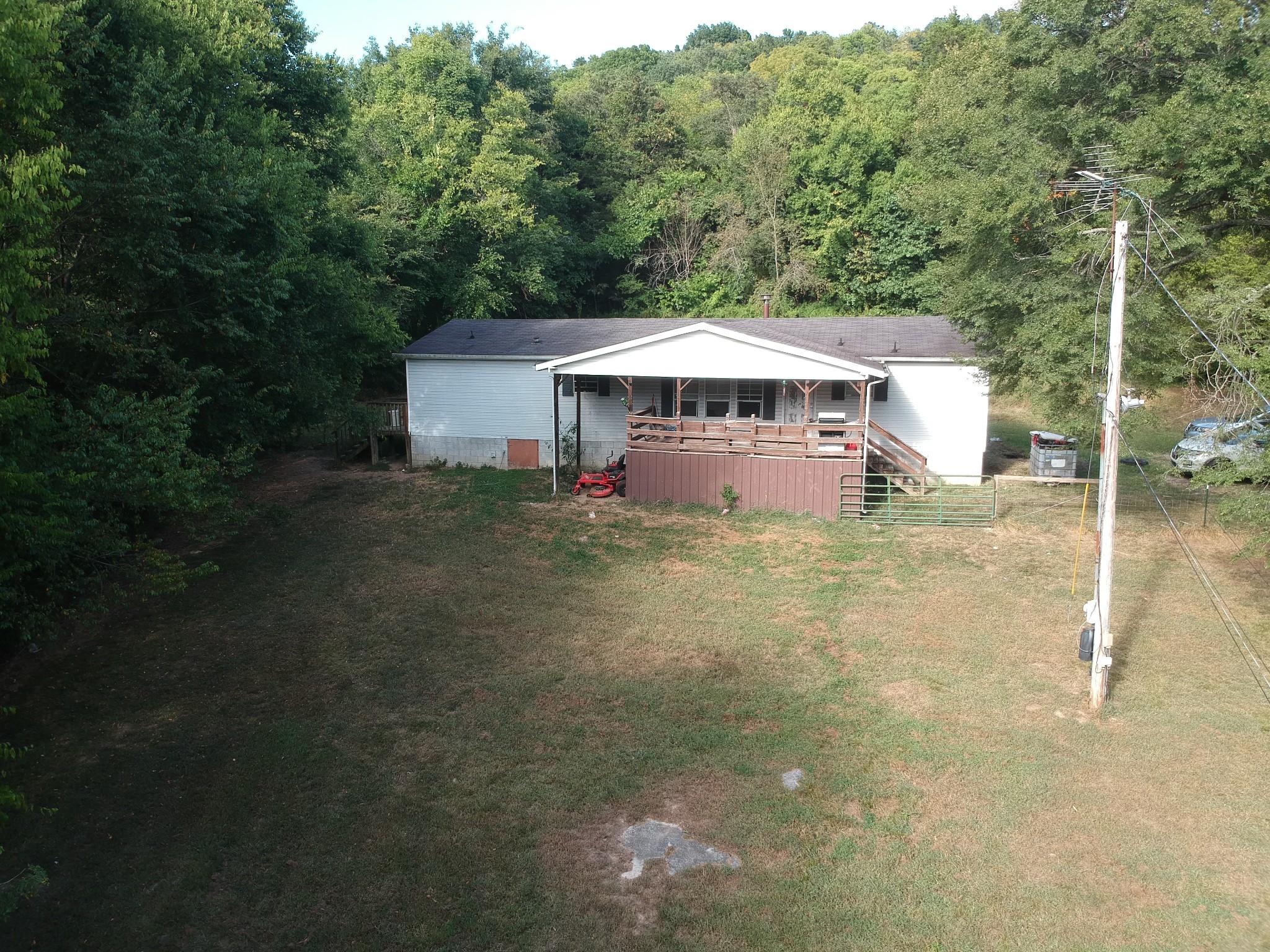 225 Opossum Hollow Rd