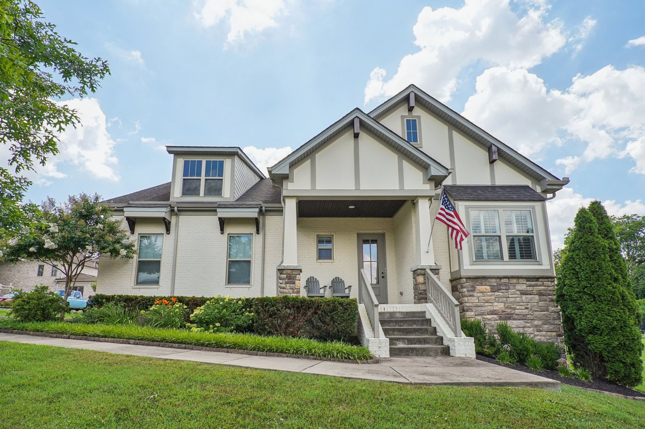 1003 Glasgow Ct