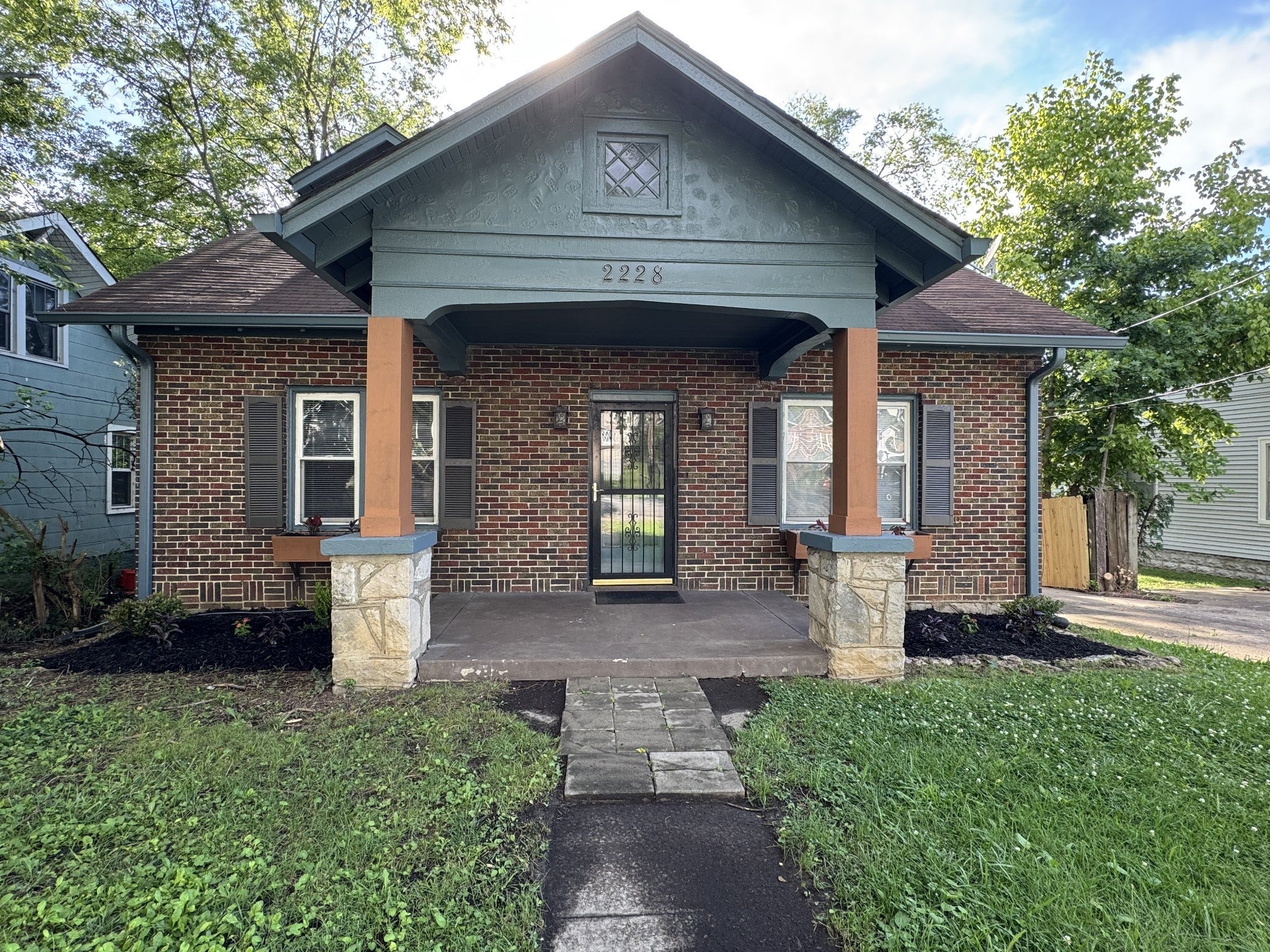 3-bed home for sale in Nashville, TN 37216, 2228 Scott Ave 2228 Scott Ave, Nashville TN 37216 3-bed home, photo 2 of 24