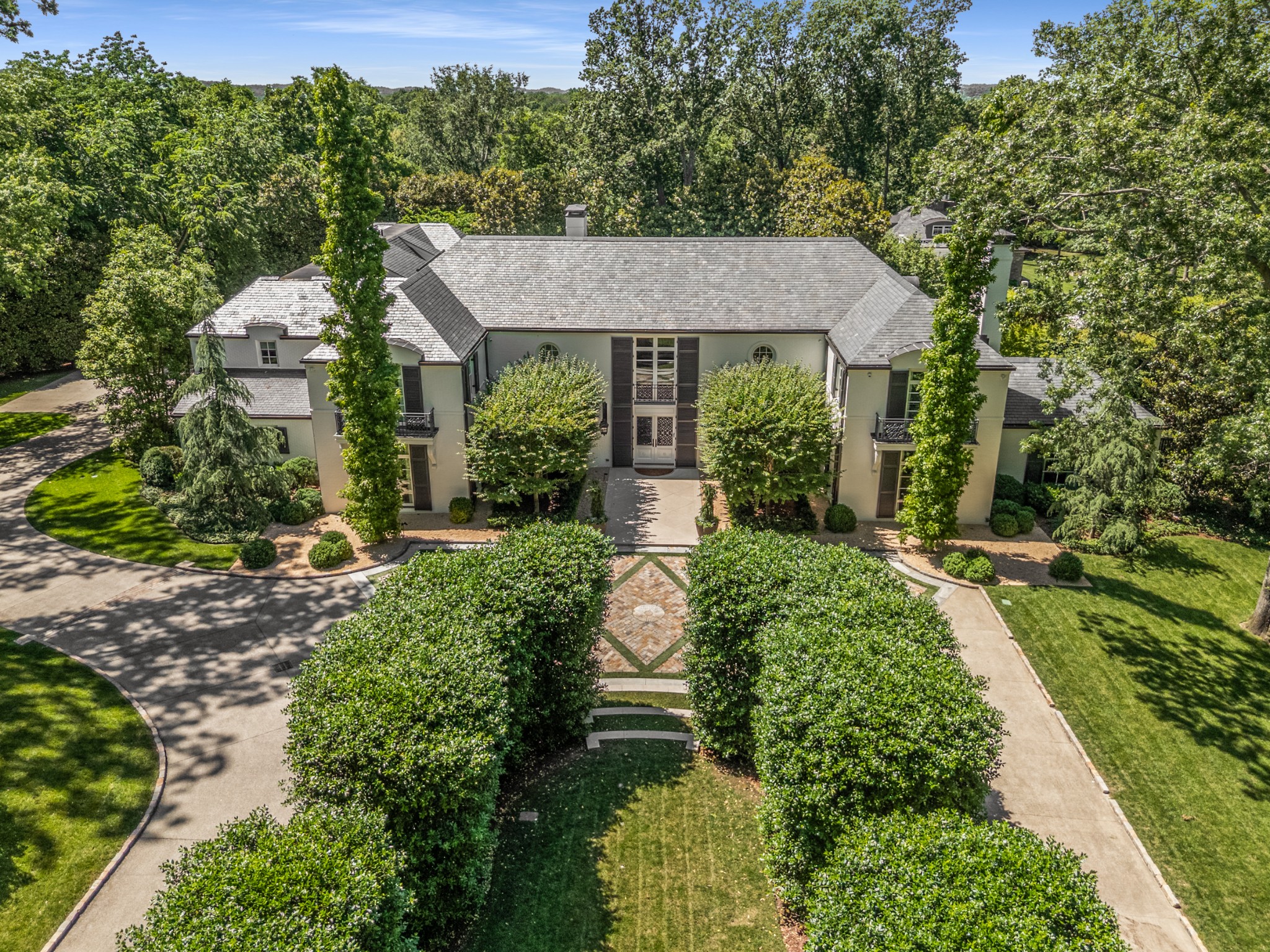 4410 Truxton Pl