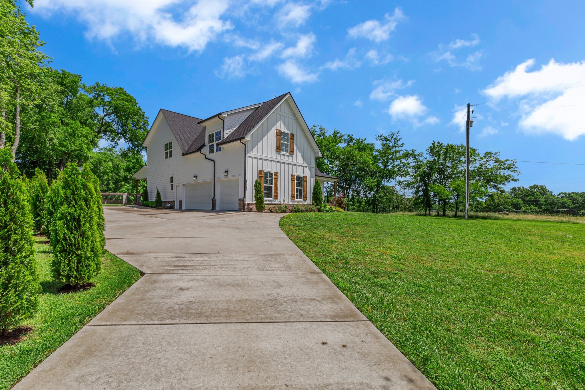5335 Lascassas Pike