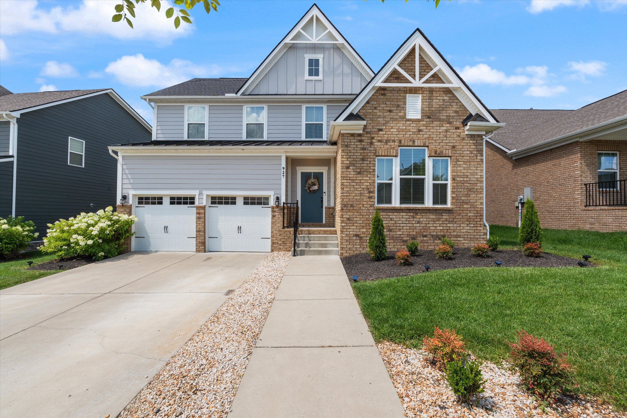 927 Orchid Pl