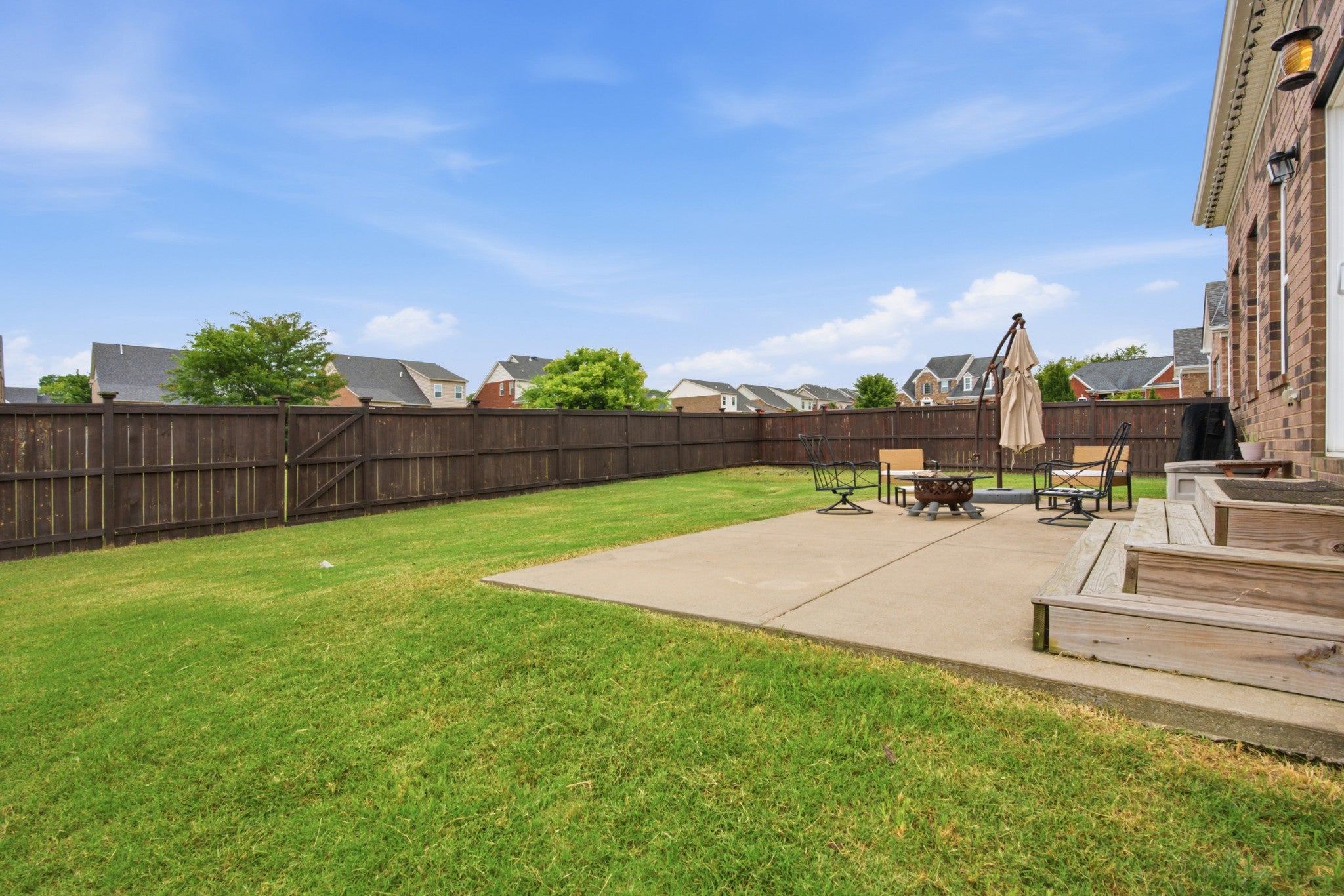2254 Broadway St - Photo 4