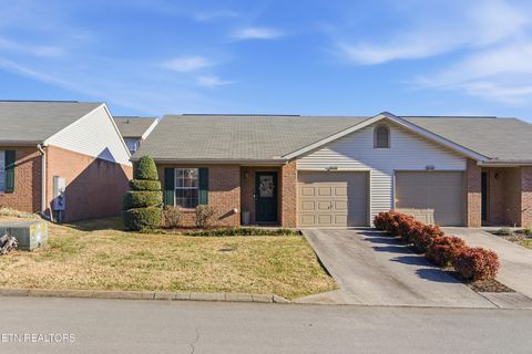 Photo of 8009 Chambord Way, Powell, TN 37849 (MLS # 3065186)