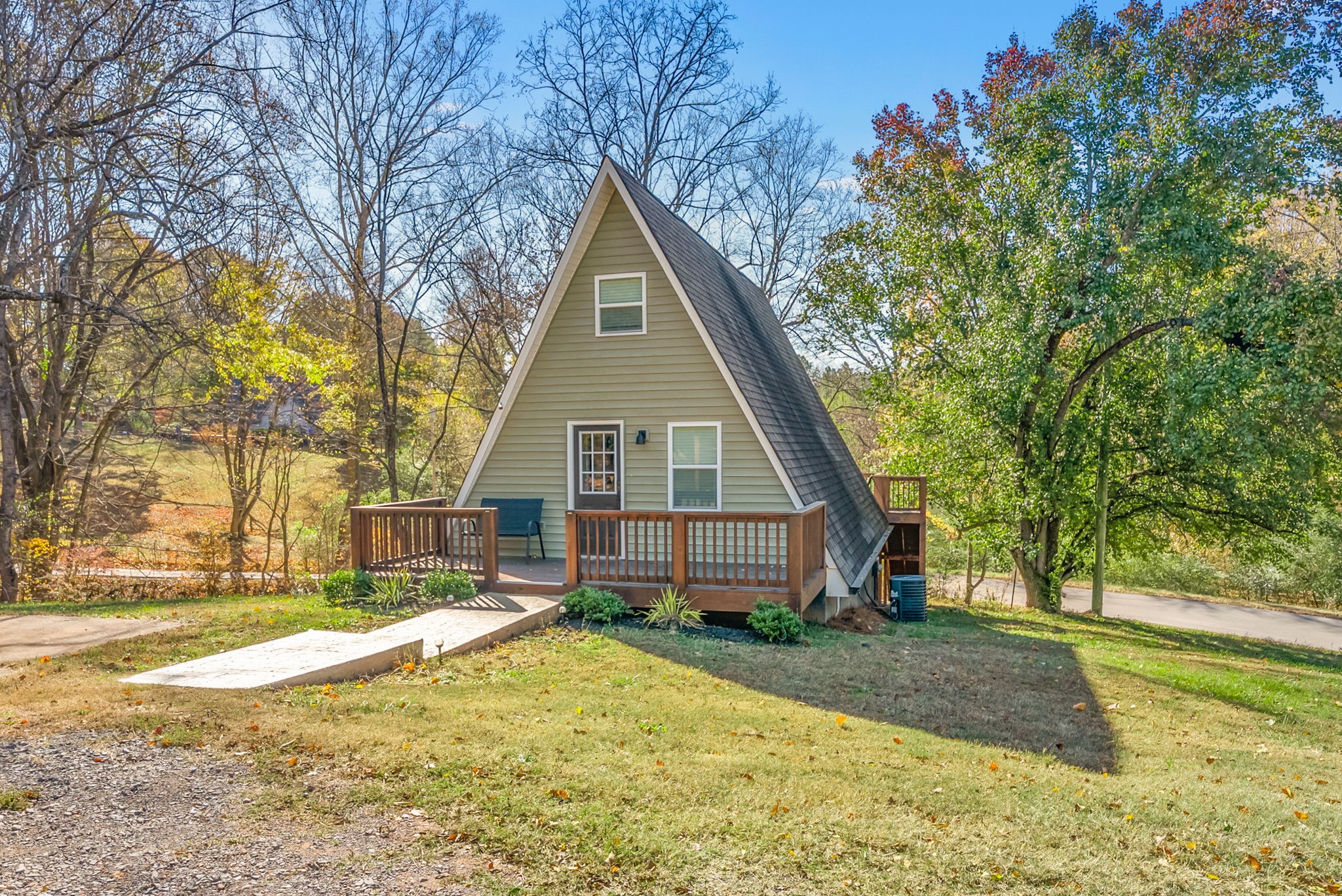 389 Harper Rd