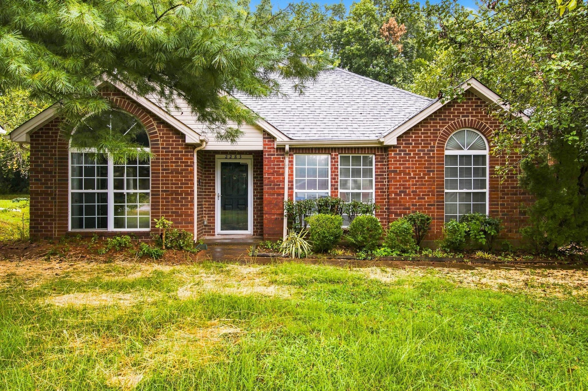 2283 Joann Dr