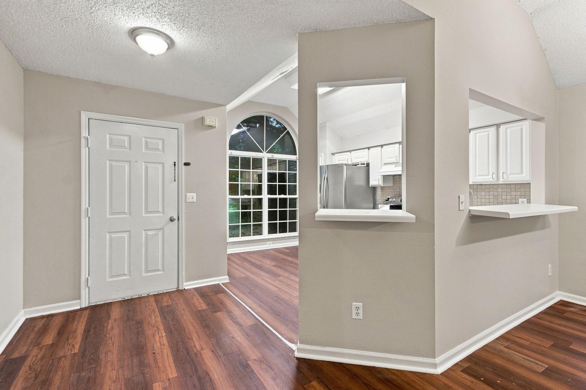 2283 Joann Dr