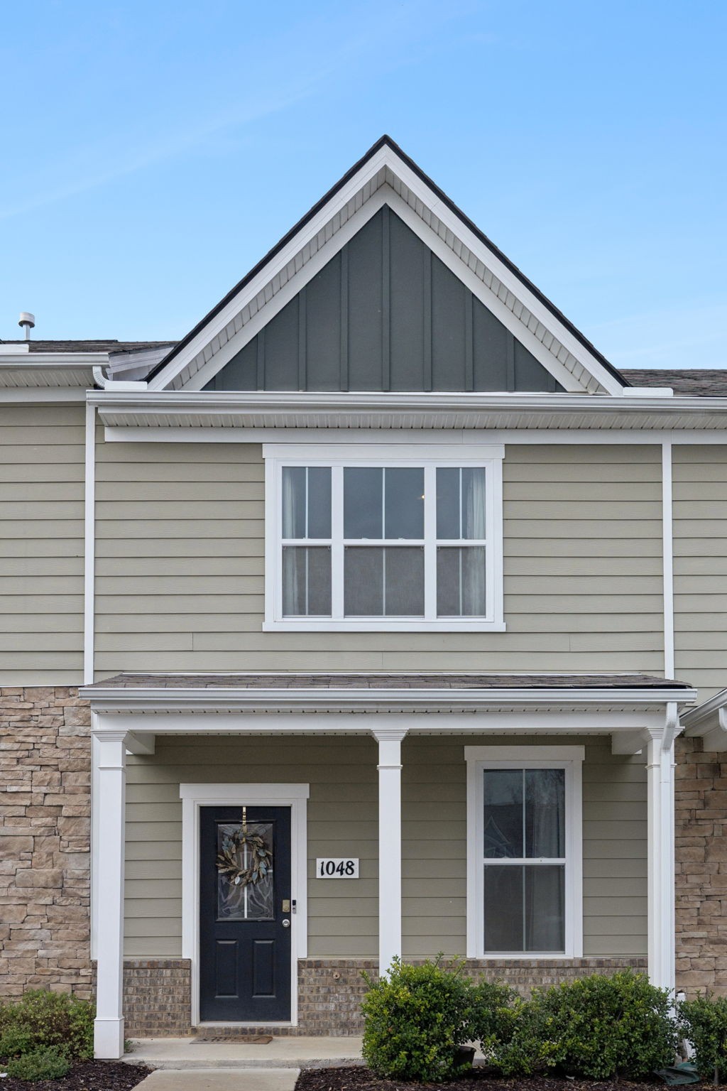 1048 Woodbridge Blvd