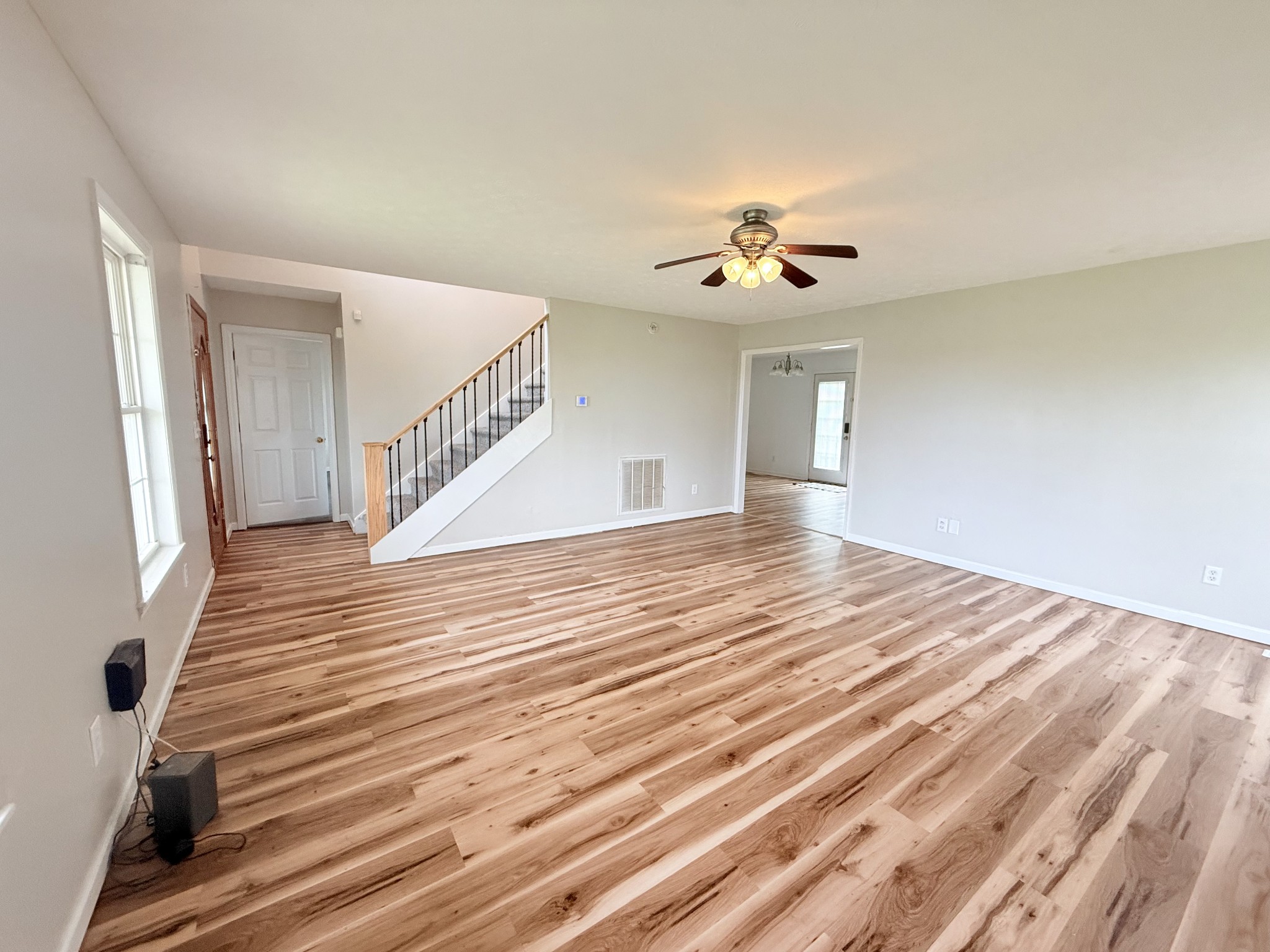 223 Lauren Ln
