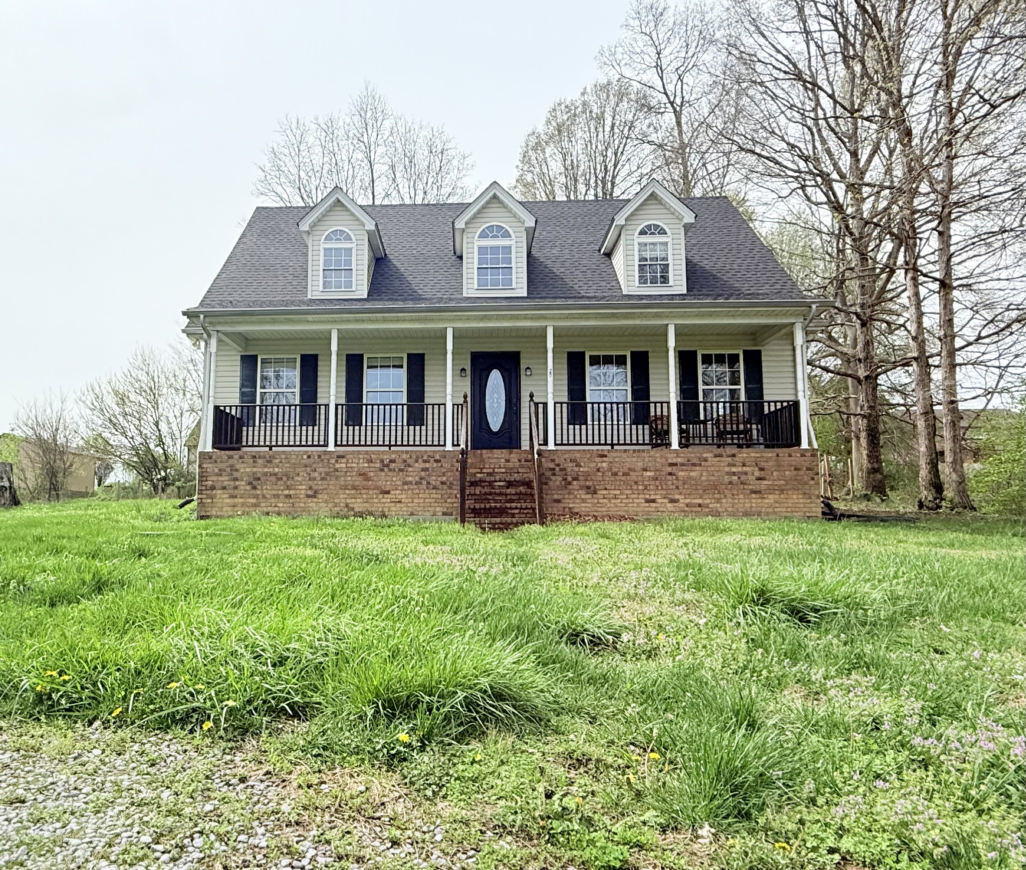223 Lauren Ln
