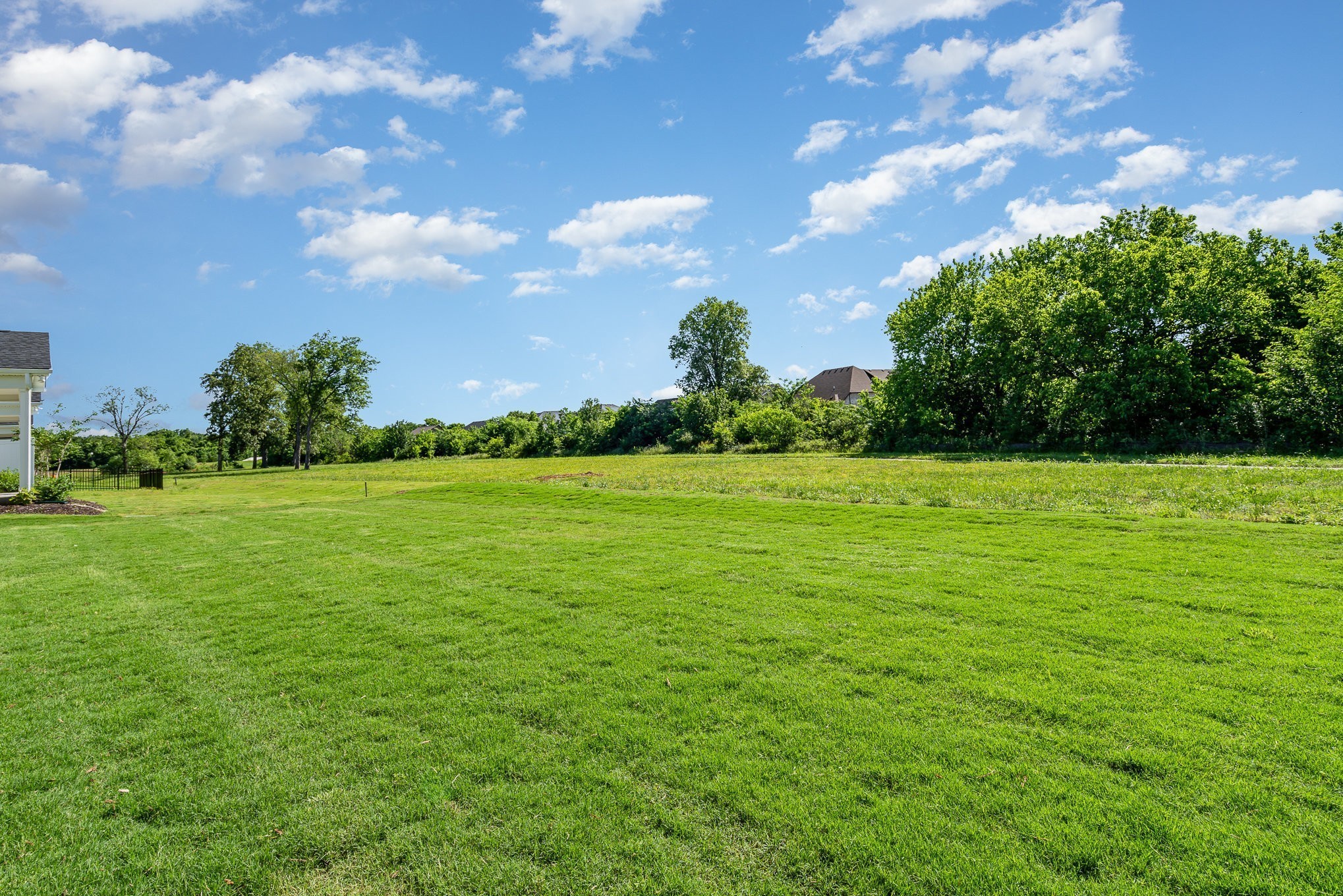 2323 Audubon Lane GTR066