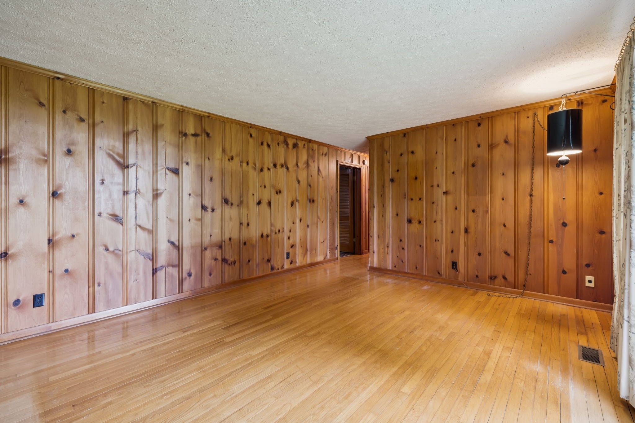4505 Highway 47 E