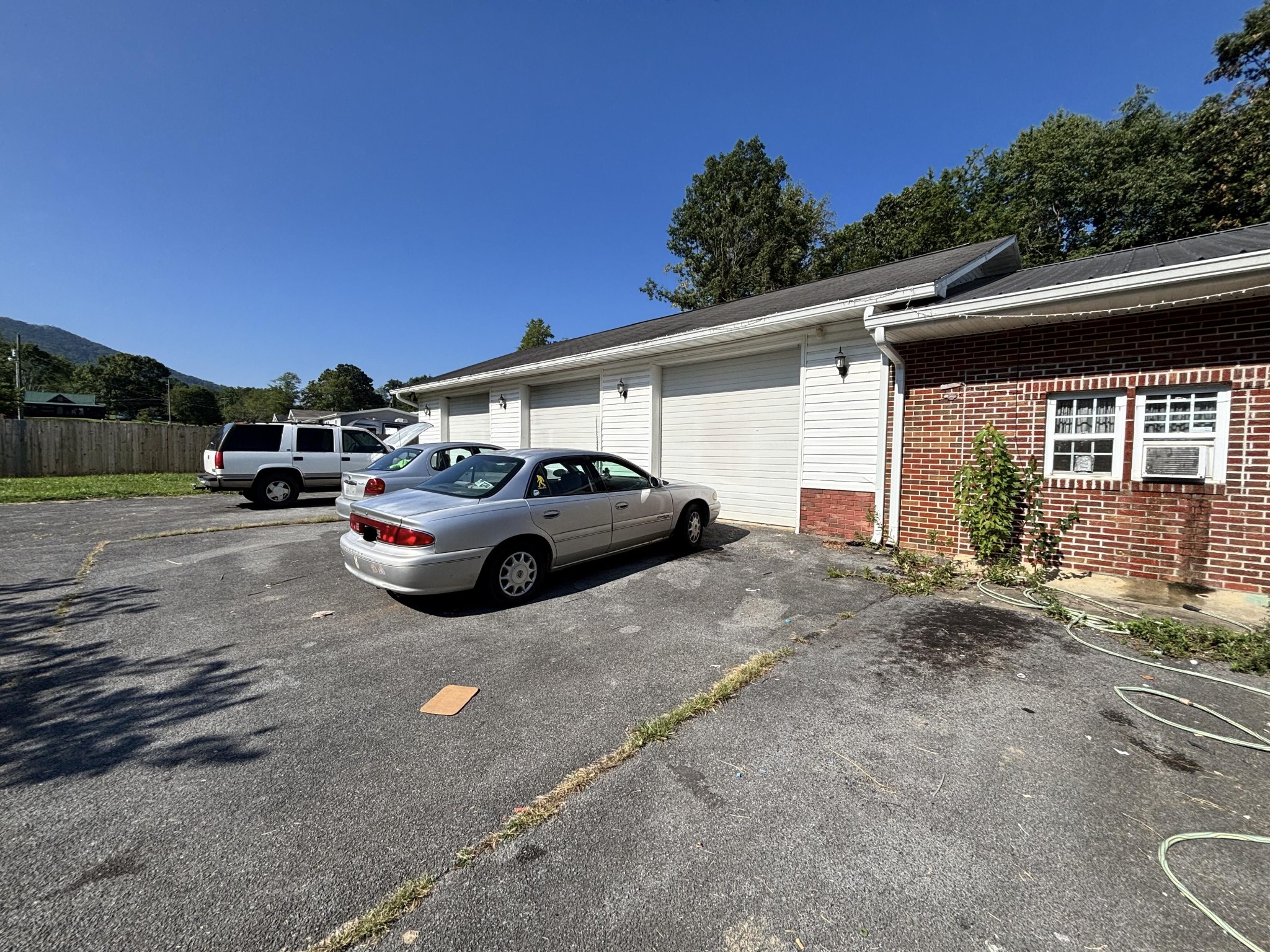 284 H Heaton RD