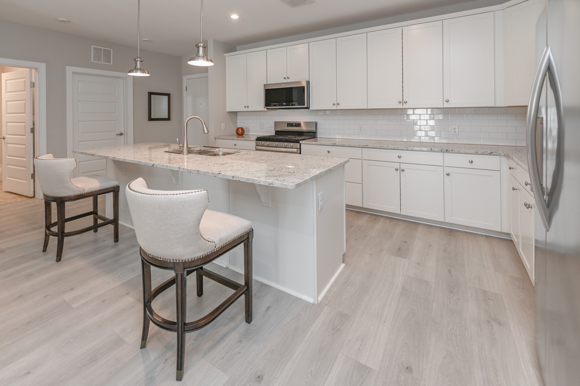 View Hendersonville, TN 37075 condo