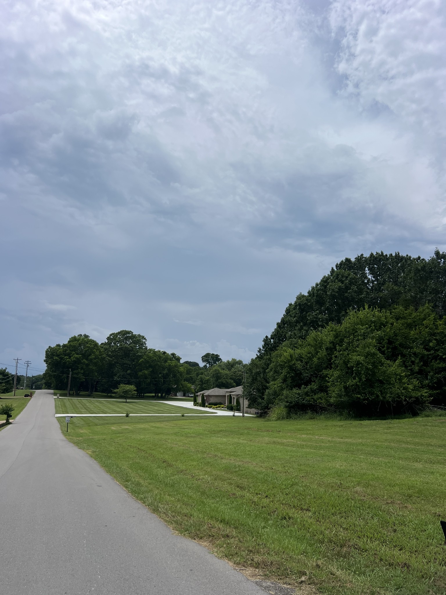 14 Lake Forest Dr