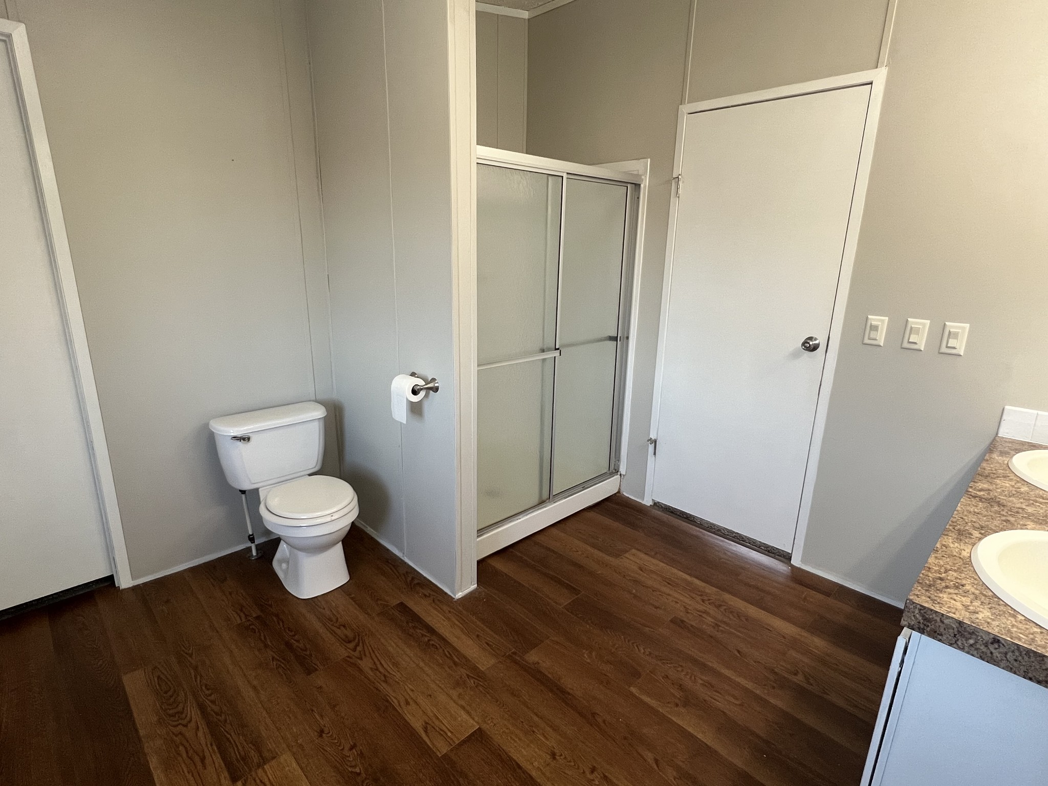 Dover, Tennessee 37058, United States, 3 Bedrooms Bedrooms, ,2 BathroomsBathrooms,Residential,Pending,23618