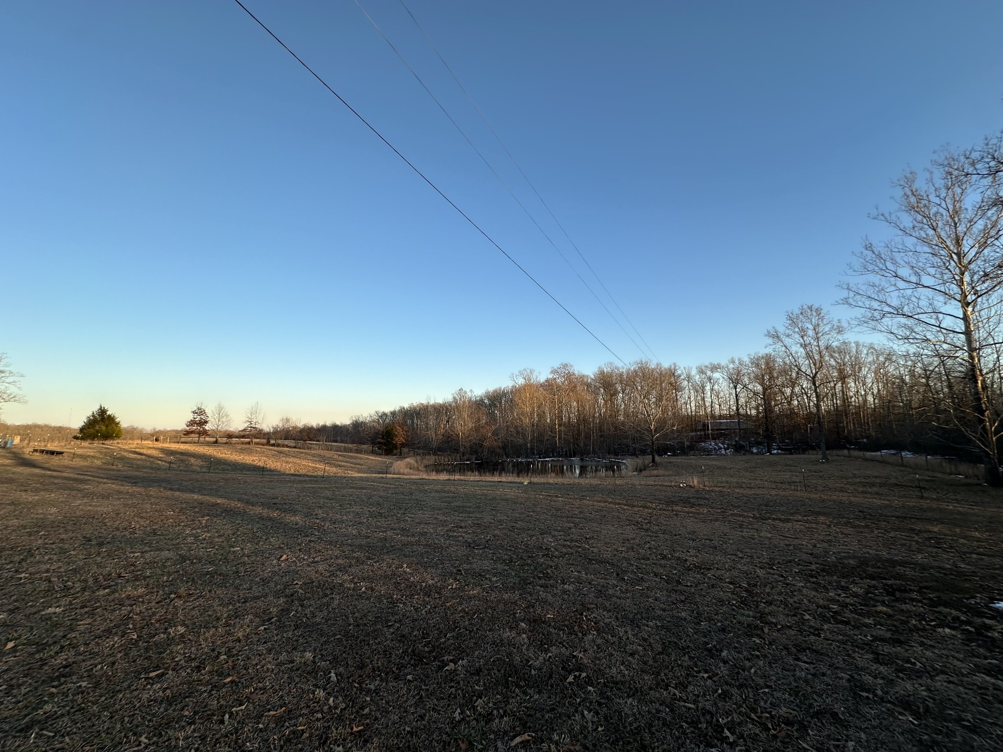 Dover, Tennessee 37058, United States, 3 Bedrooms Bedrooms, ,2 BathroomsBathrooms,Residential,Pending,23618