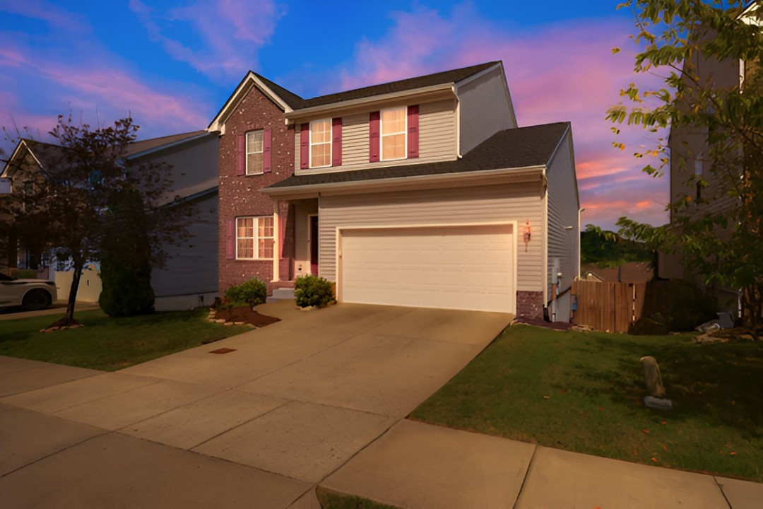 561 Wolfeboro Ln